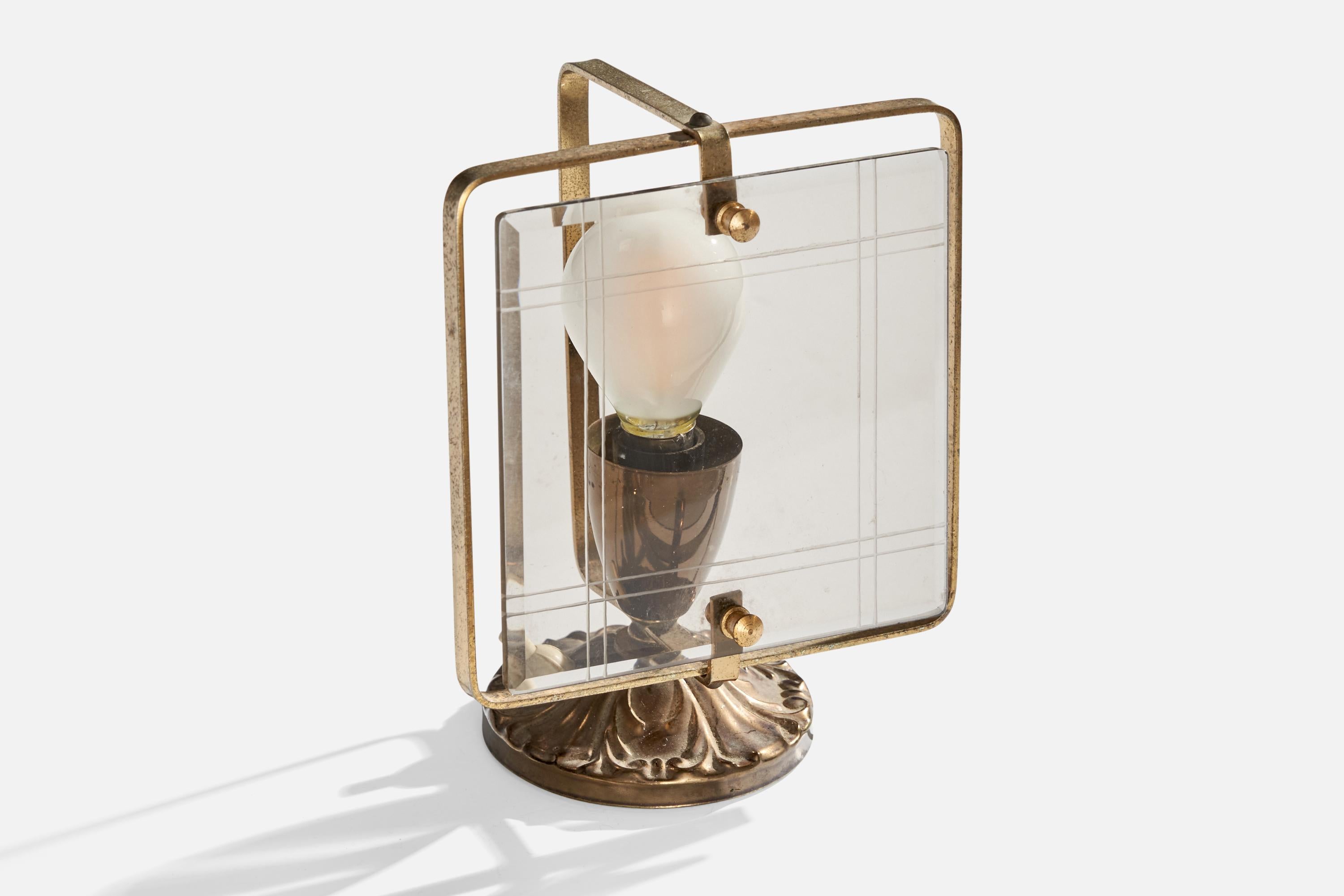 Mid-Century Modern Italian Designer, Table Lamps, Brass, Glass, Italy, 1940s For Sale