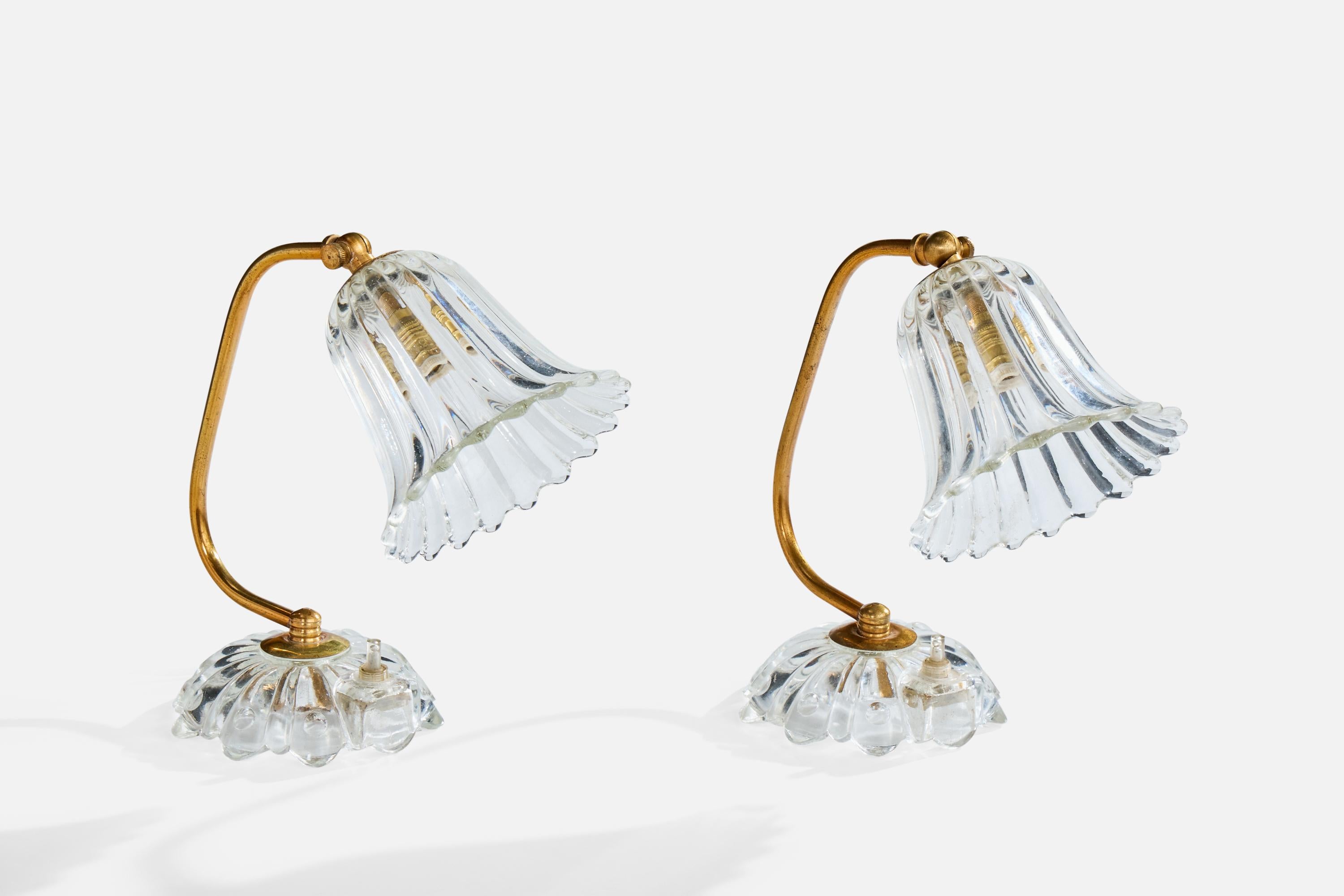 Designer italien, lampes de table, laiton, verre, Italie, années 1940 Bon état - En vente à High Point, NC