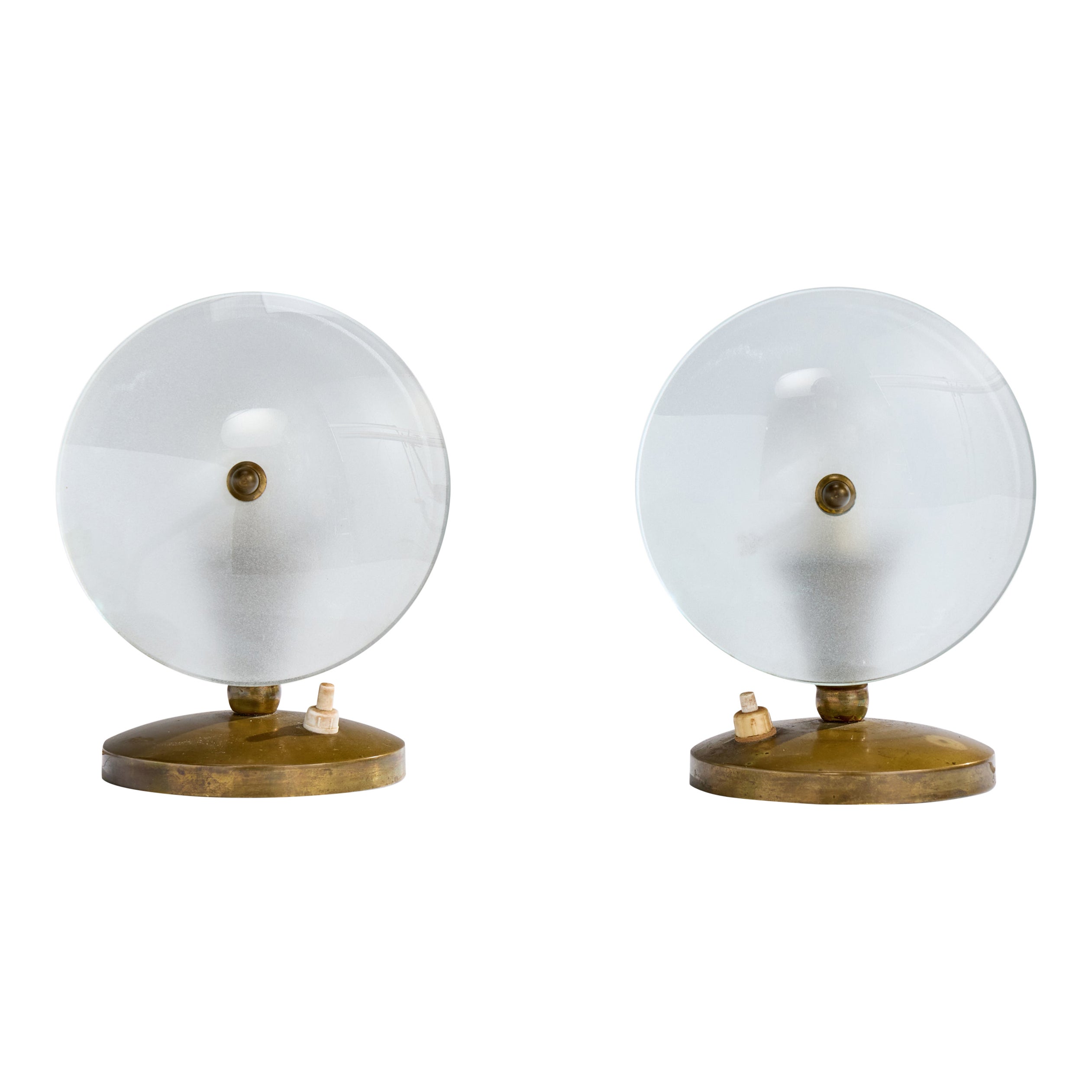 Designer italiano, lampade da tavolo, ottone, vetro, Italia, anni '40