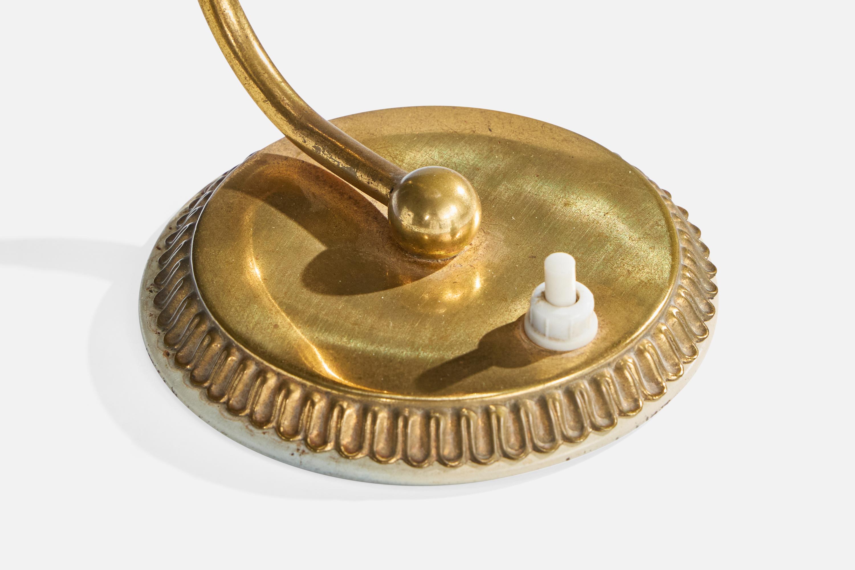 Italian Designer, Table Lamps, Brass, Glass, Italy, 1950s For Sale 3