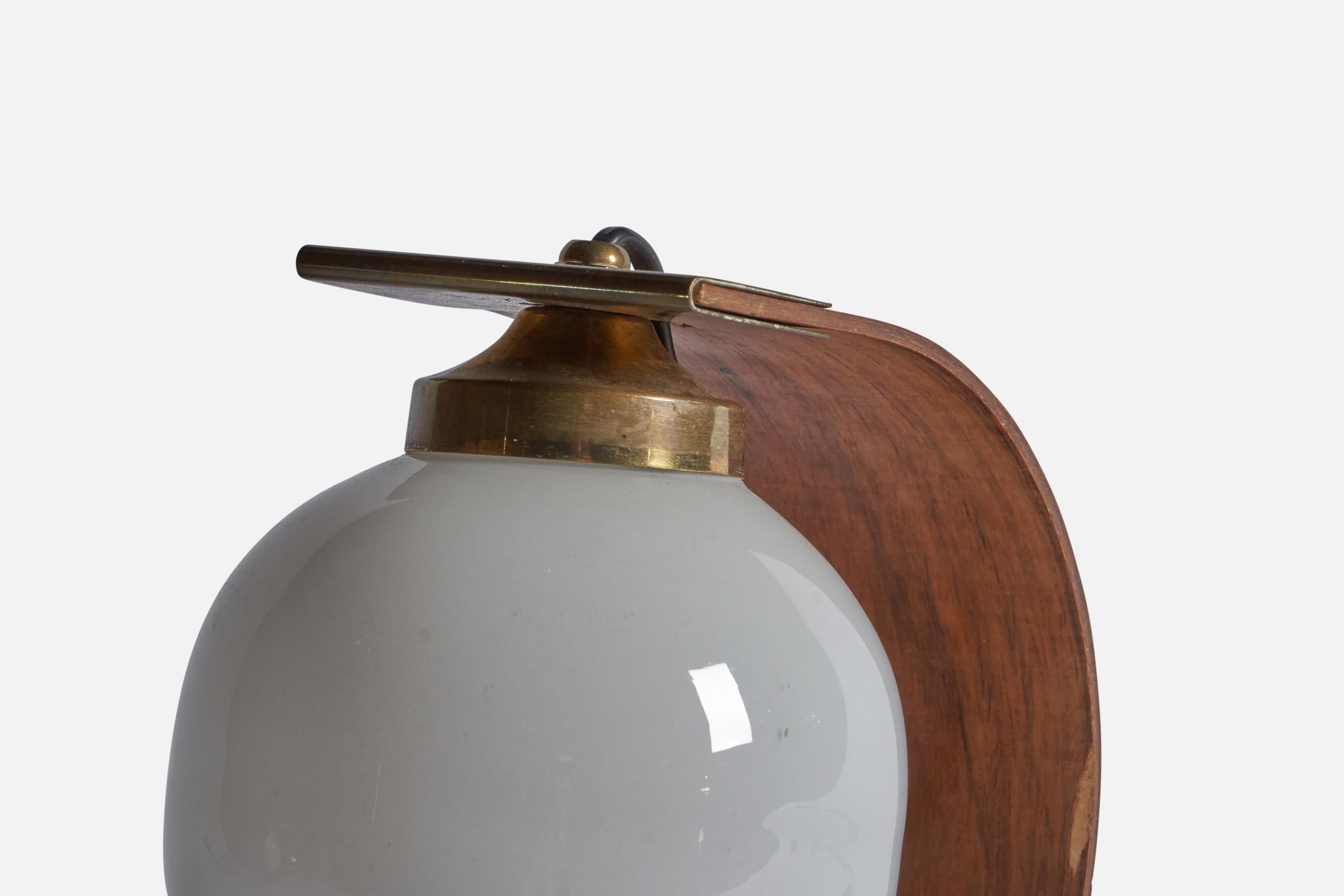 Italian Designer, Table Lamps, Brass, Glass, Wood, Italy, 1950s For Sale 1