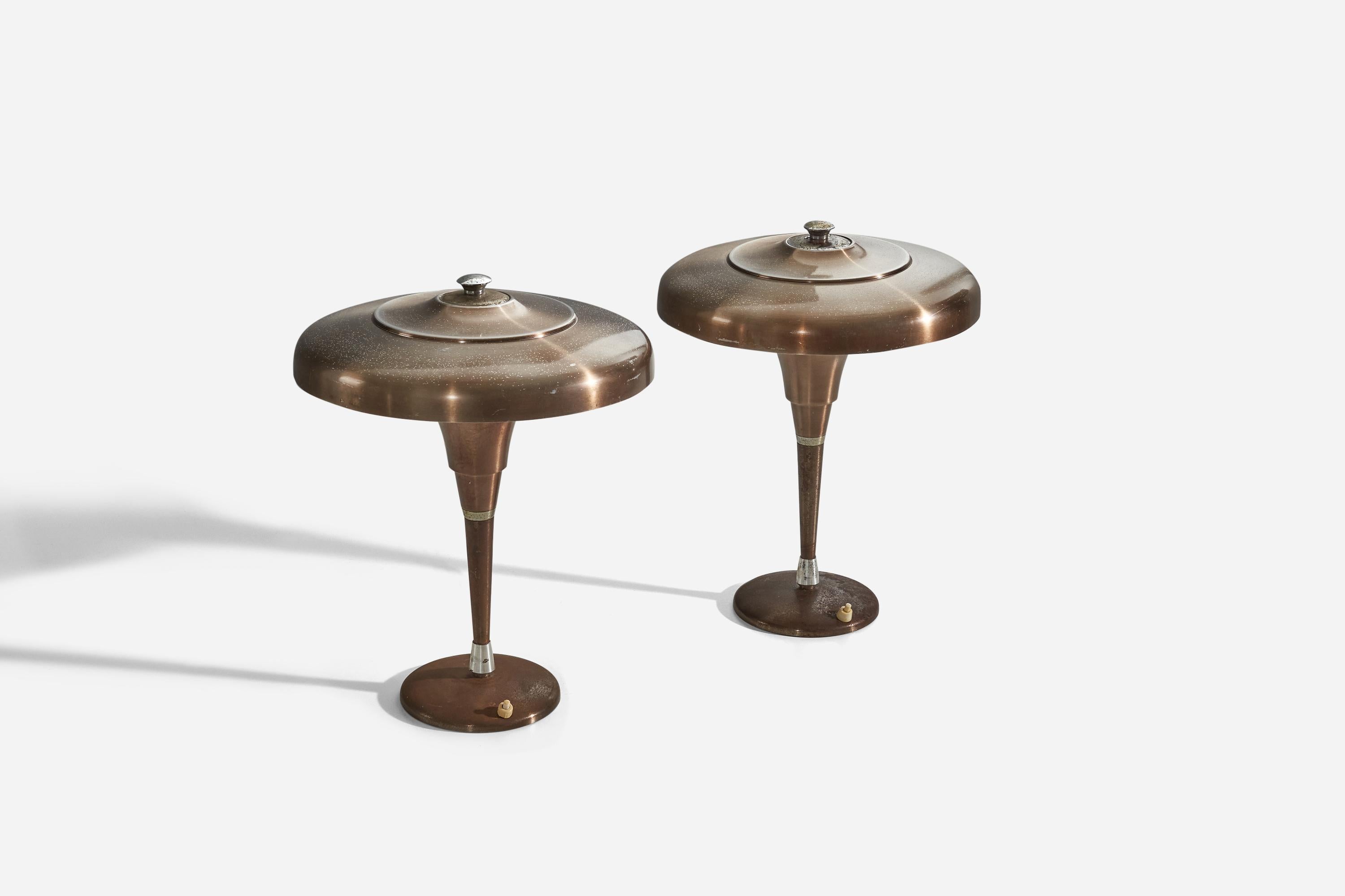 Mid-Century Modern Italian Designer, Table Lamps, Brass, Italy, 1940s For Sale