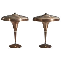 Diseñador italiano, Lámparas de mesa, Latón, Italia, Década de 1940