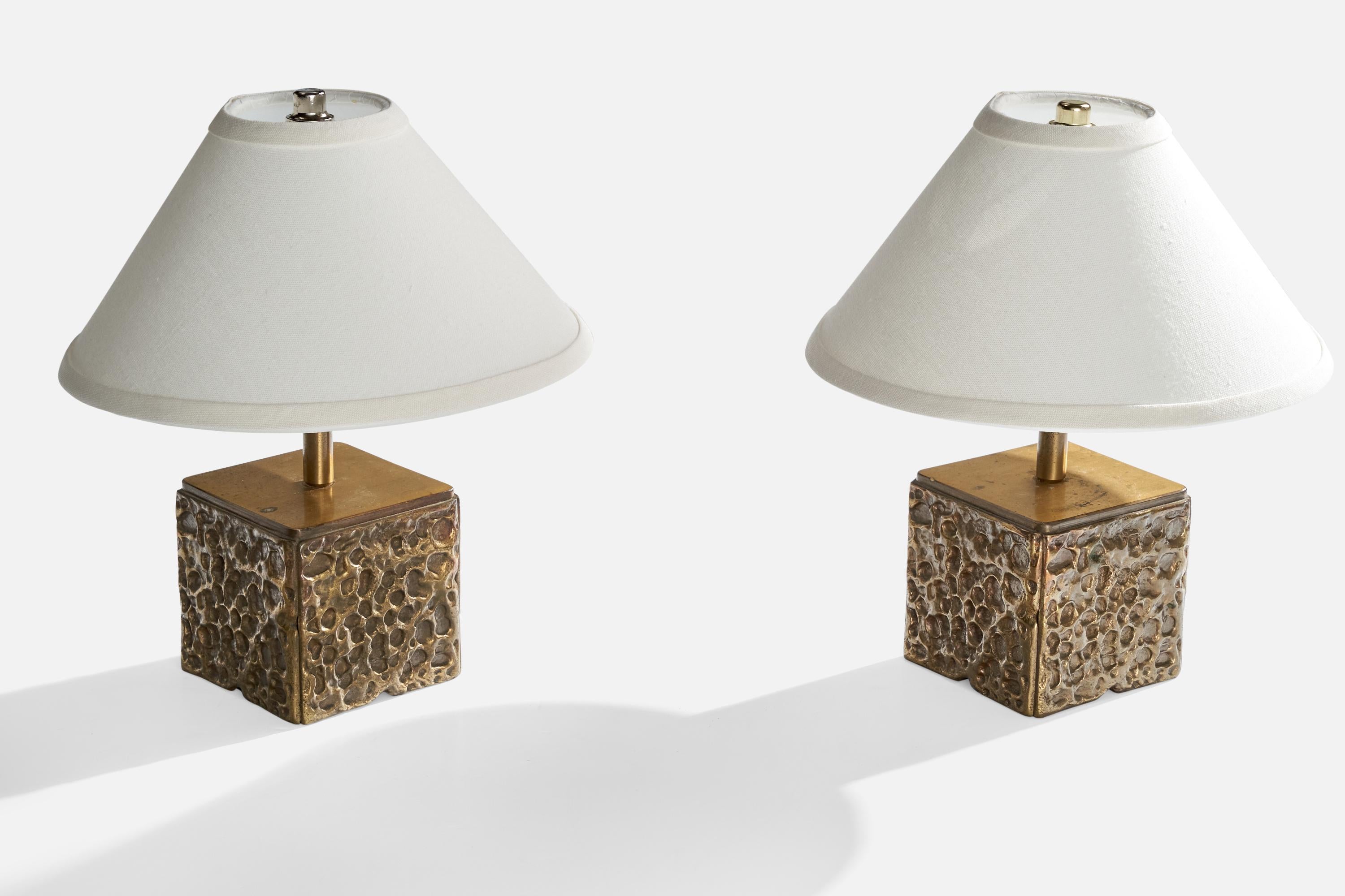 Italian Designer, Table Lamps, Brass, Italy, 1970s 2