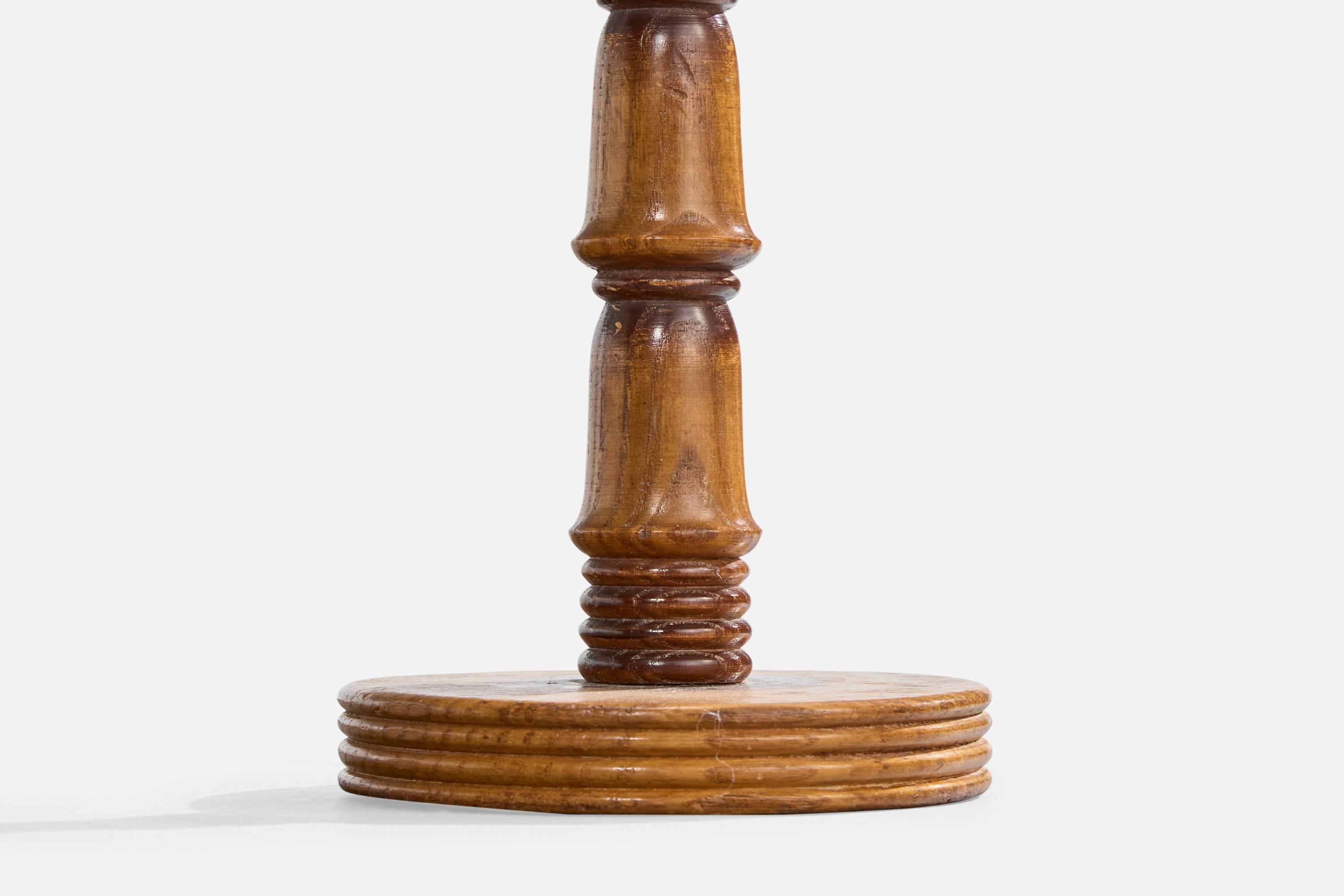 Italian Designer, Table Lamps, Wood, Iron, Fabric, Italy, 1940s For Sale 4