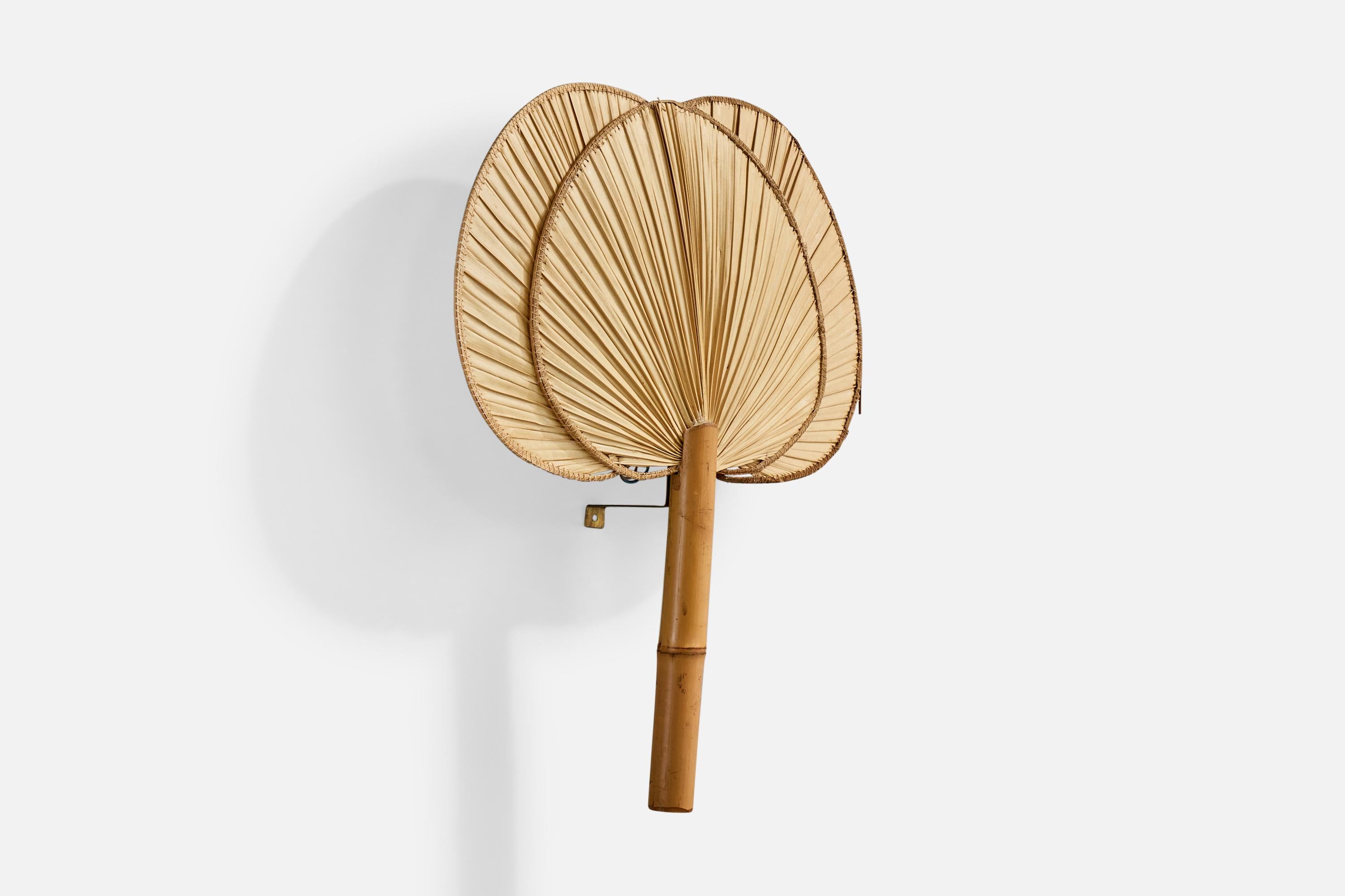 Mid-Century Modern Italian Designer, Wall Light, Bamboo, Paper, Italy, 1970s For Sale