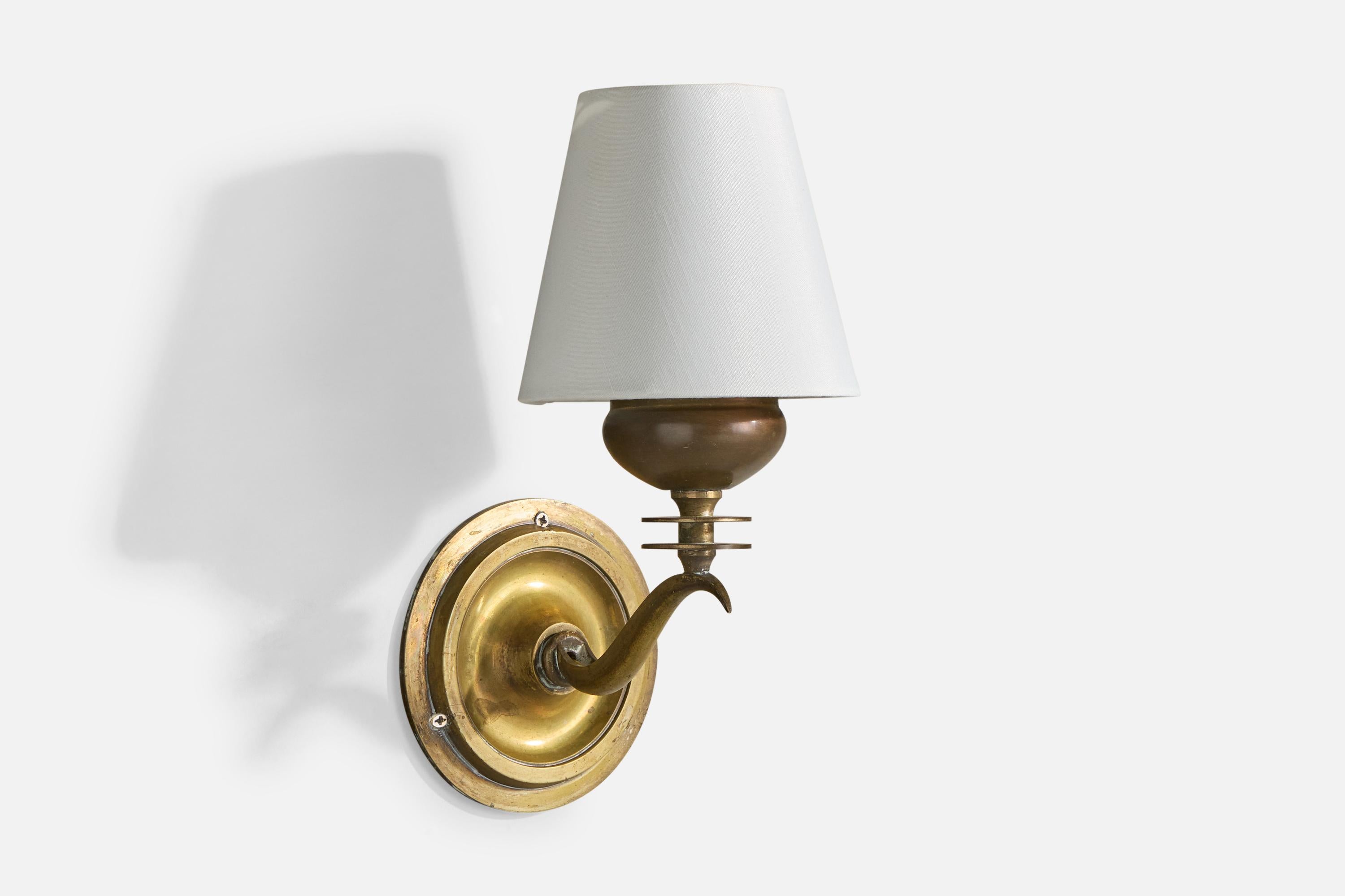 Italienische Designerin, Wandleuchte, Messing, Stoff, Italien, 1930er Jahre (Mitte des 20. Jahrhunderts)