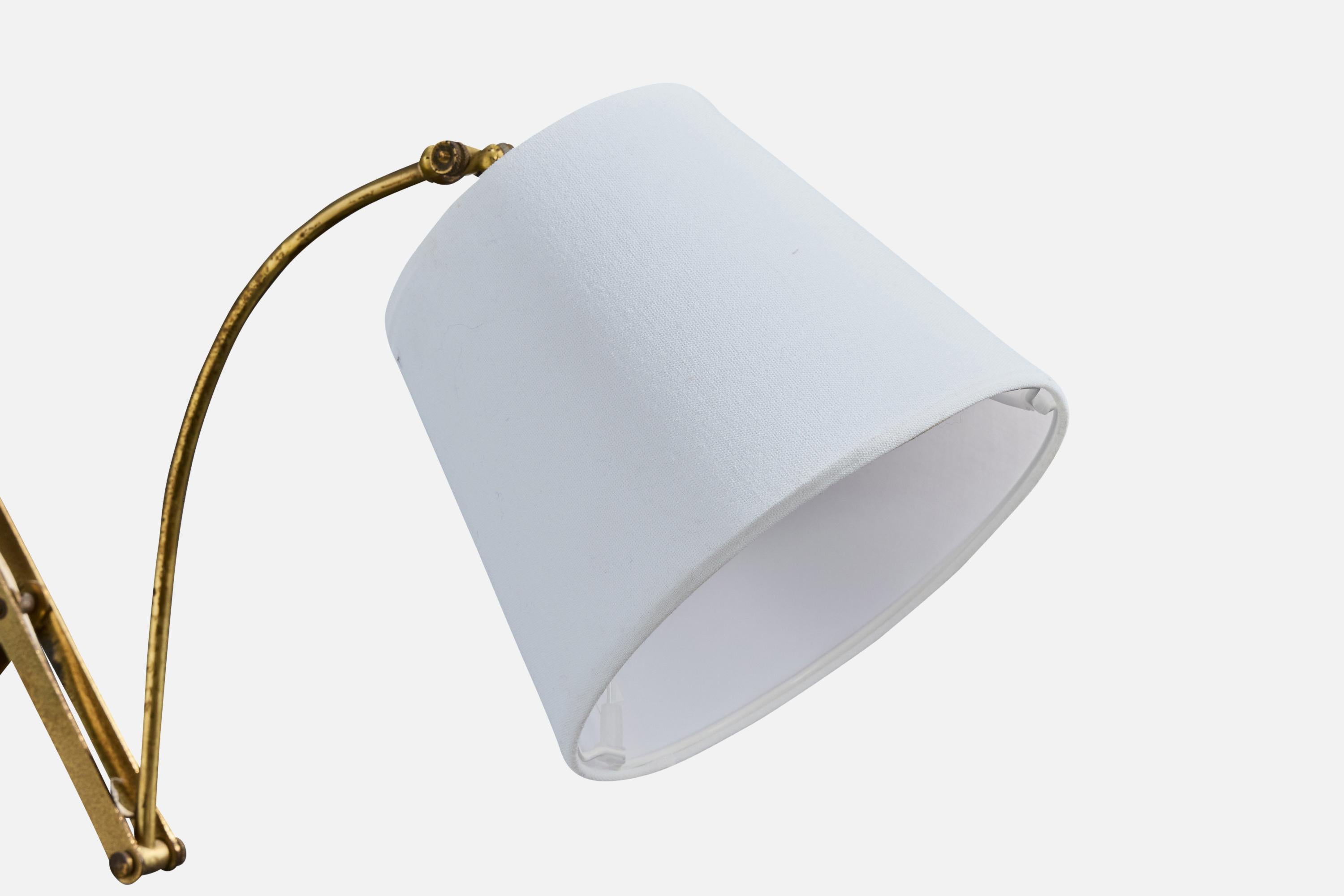 Lampada da parete di design italiano, ottone, tessuto, Italia, anni '40 in vendita 4