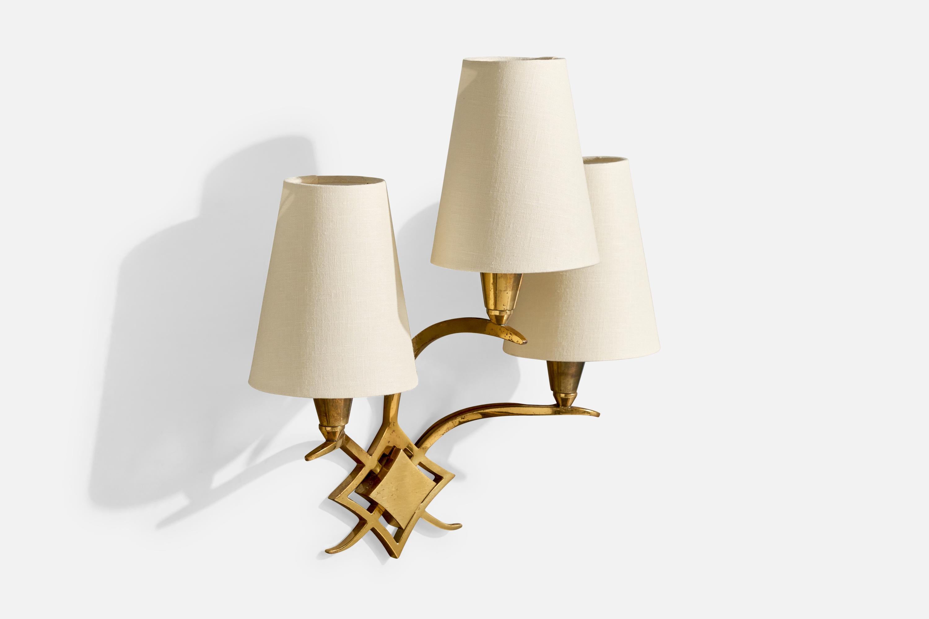 Italian Designer, Wall Light, Brass, Fabric, Italy, 1940s For Sale 4