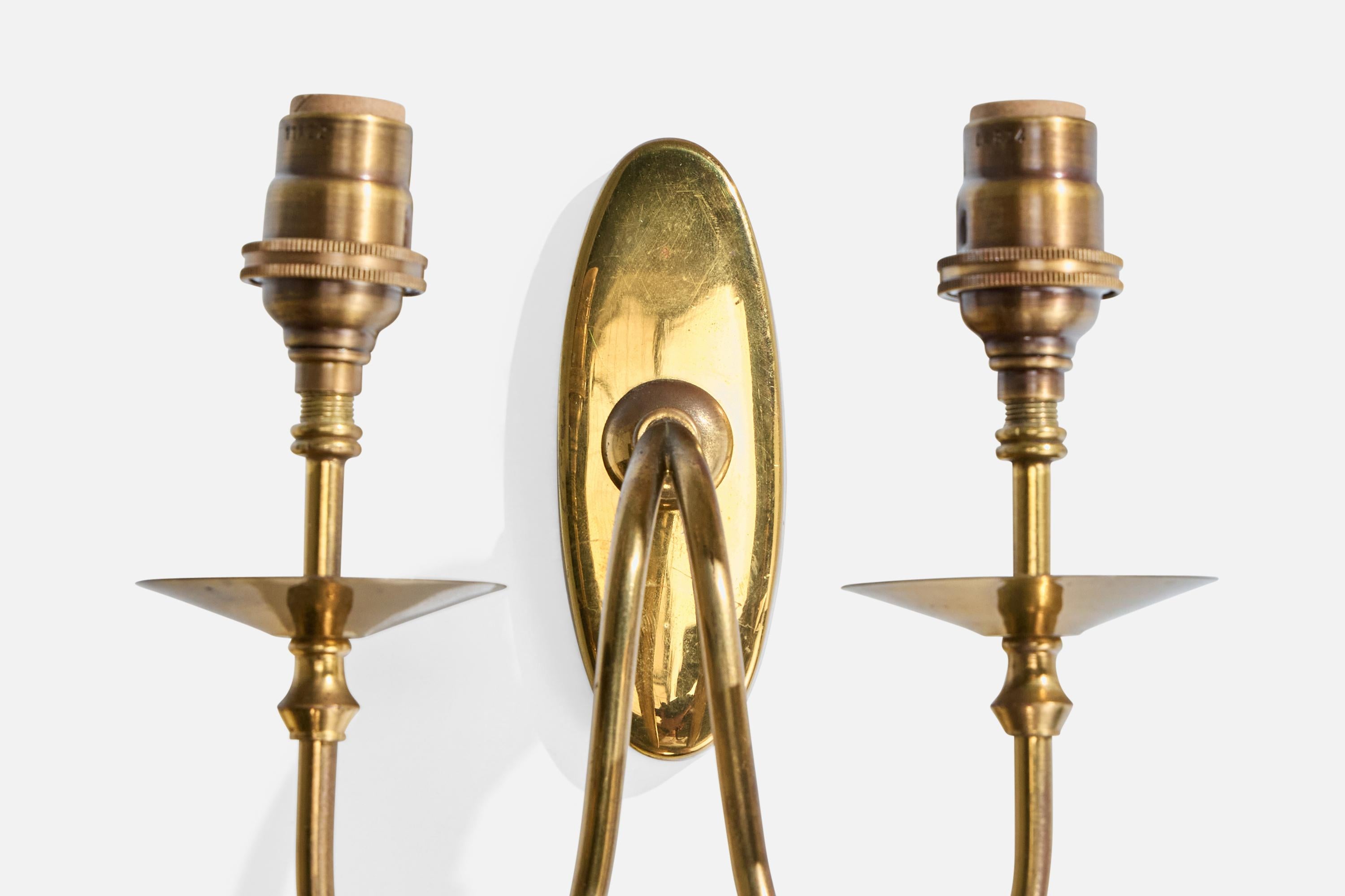 Italian Designer, Wall Light, Brass, Fabric, Italy, 1950s For Sale 2