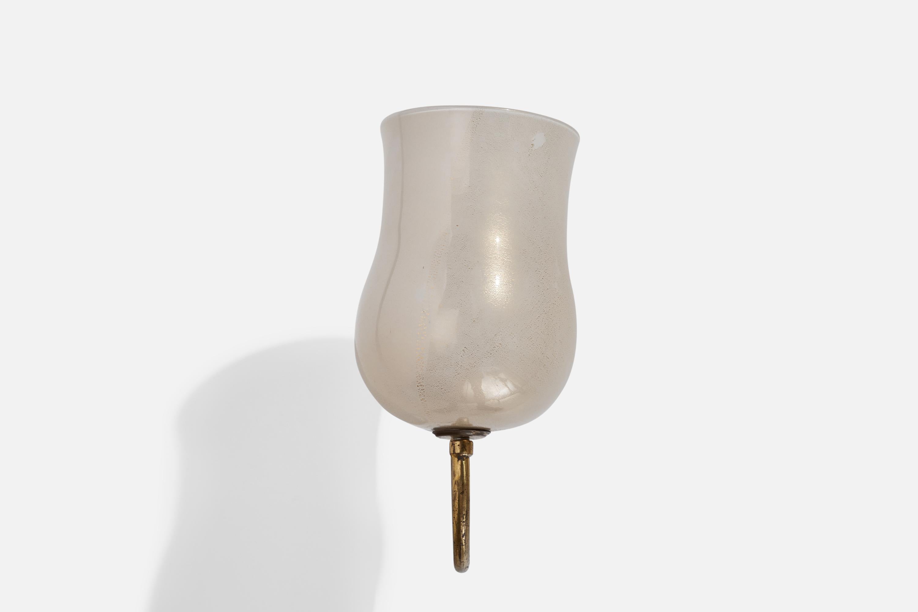 Italian Designer, Wall Light, Brass, Glass, Italy, 1930s In Good Condition In High Point, NC