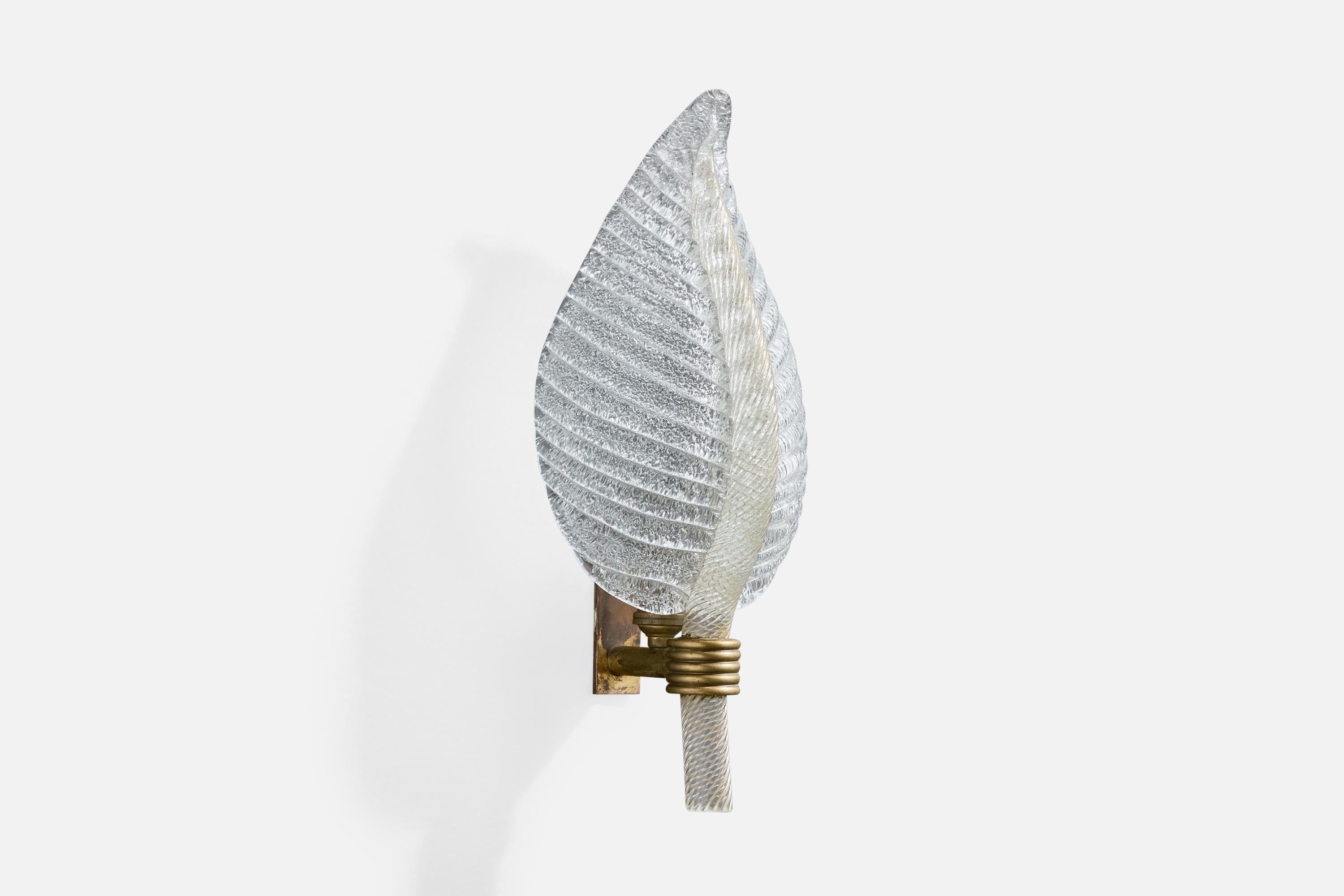A brass and Murano glass wall light designed and produced in Italy, c. 1940s.

Overall Dimensions (Inches): 15.0
