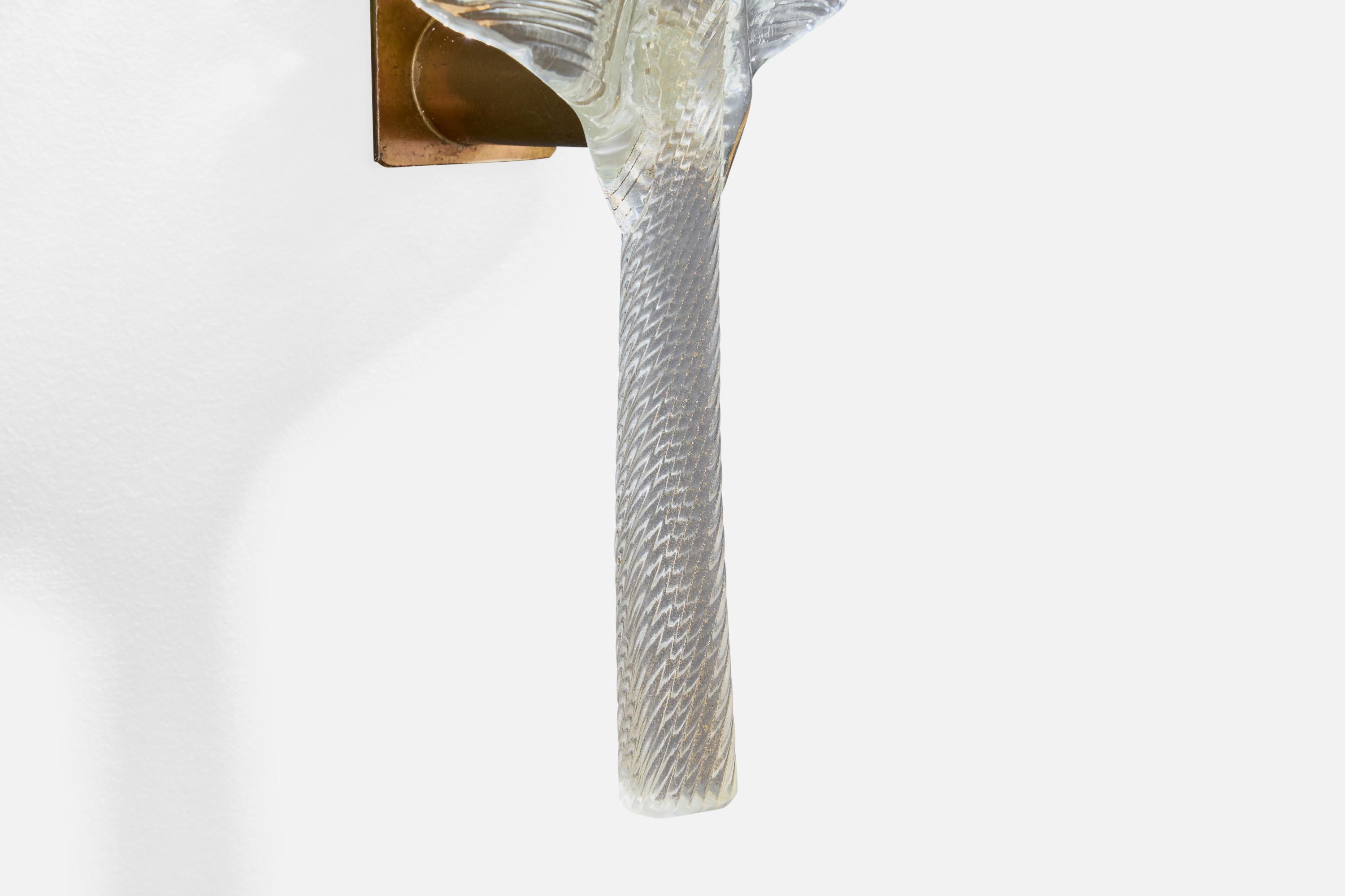 Italian Designer, Wall Light, Brass, Glass, Italy, 1940s For Sale 2