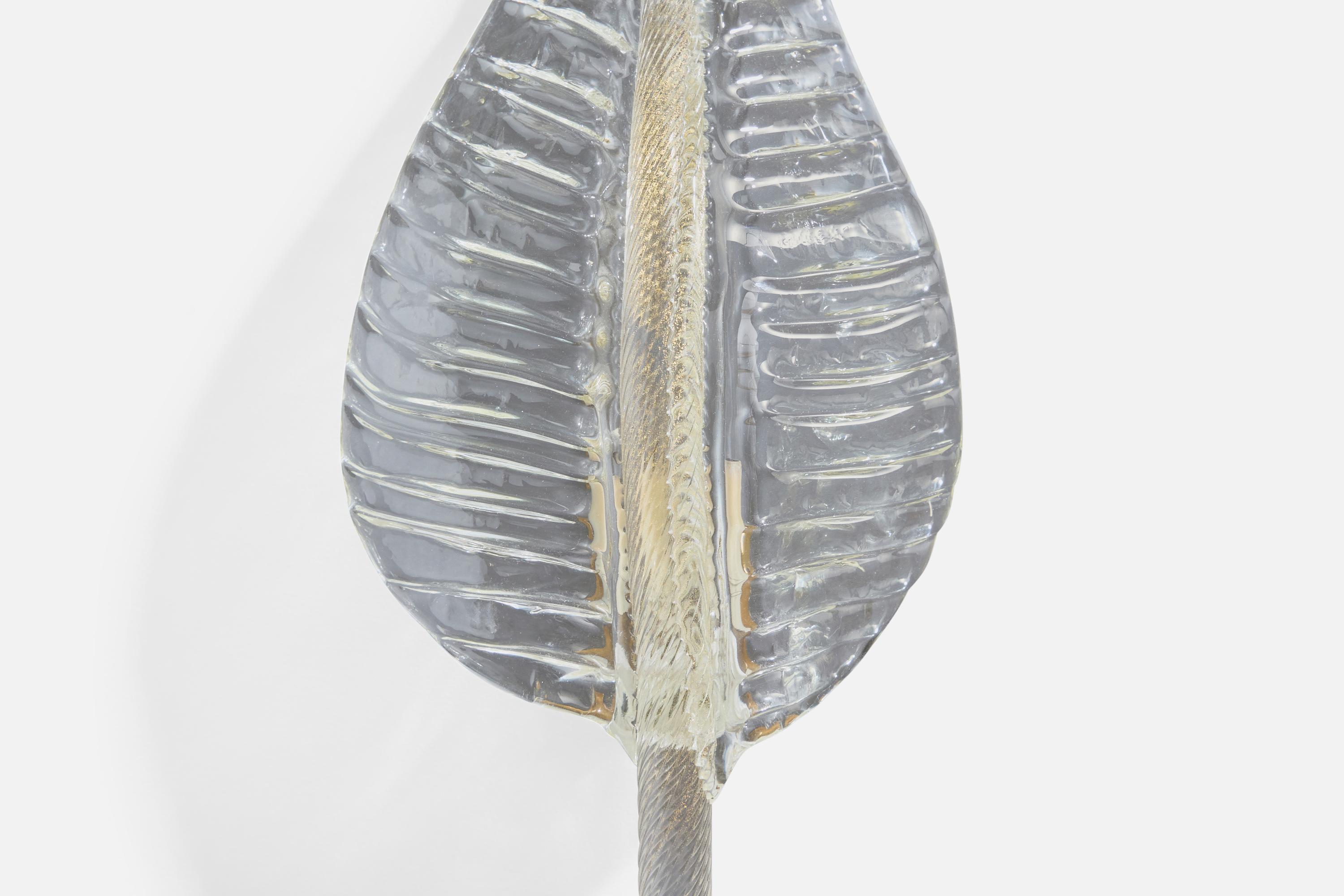 Italian Designer, Wall Light, Brass, Glass, Italy, 1940s For Sale 3