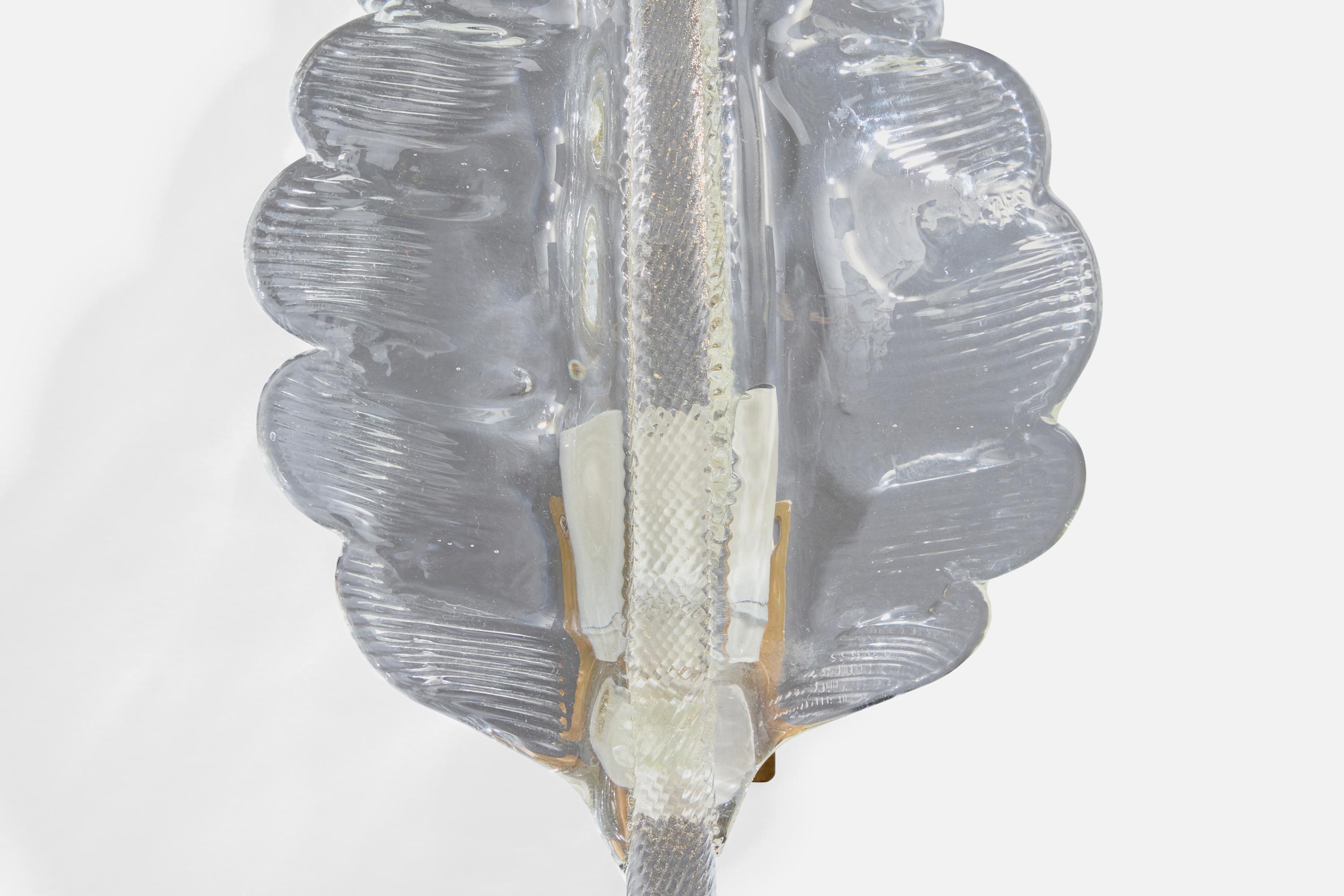 Italian Designer, Wall Light, Brass, Glass, Italy, 1940s For Sale 3