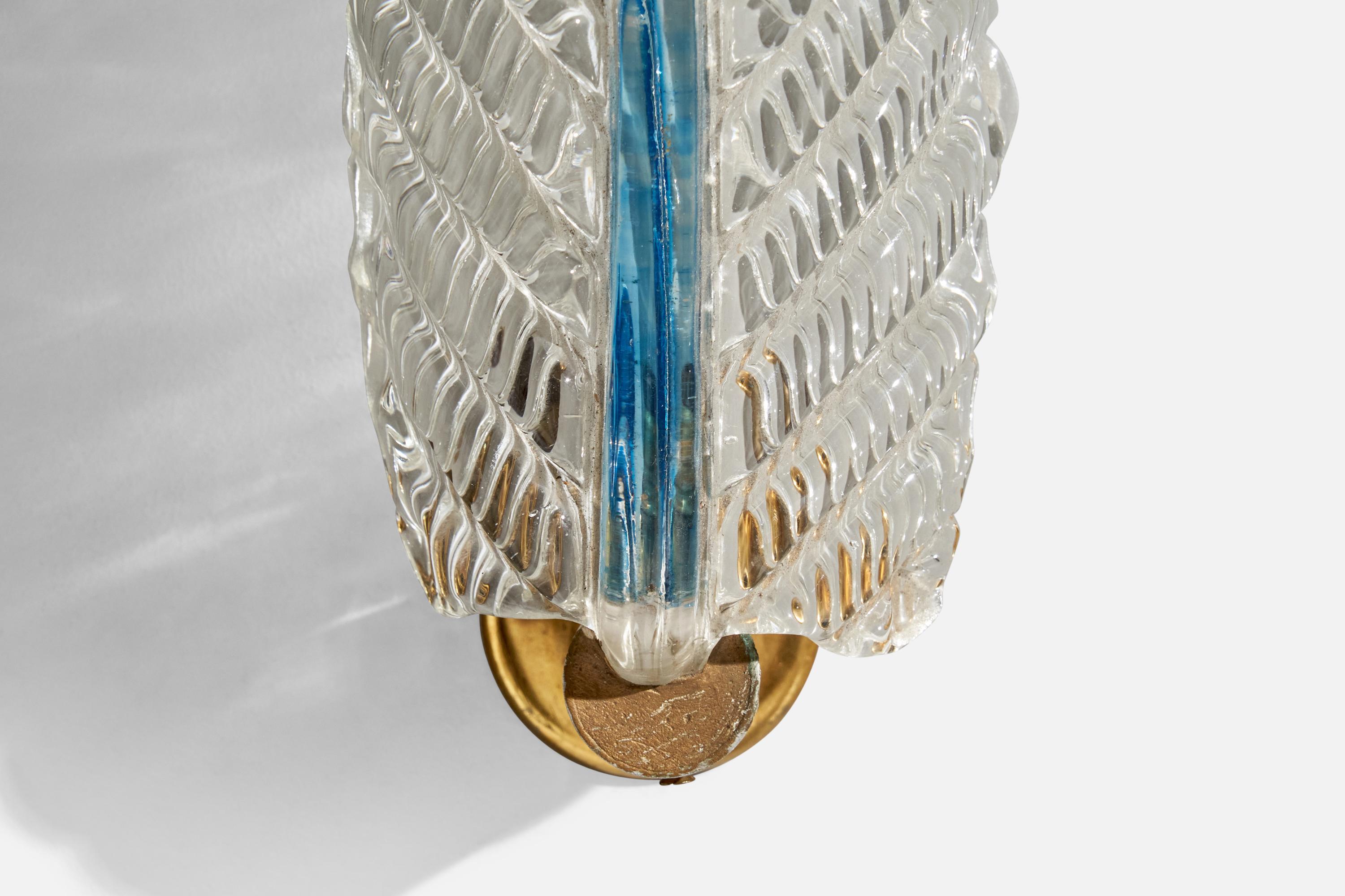 Italian Designer, Wall Light, Brass, Glass, Italy, 1940s For Sale 4
