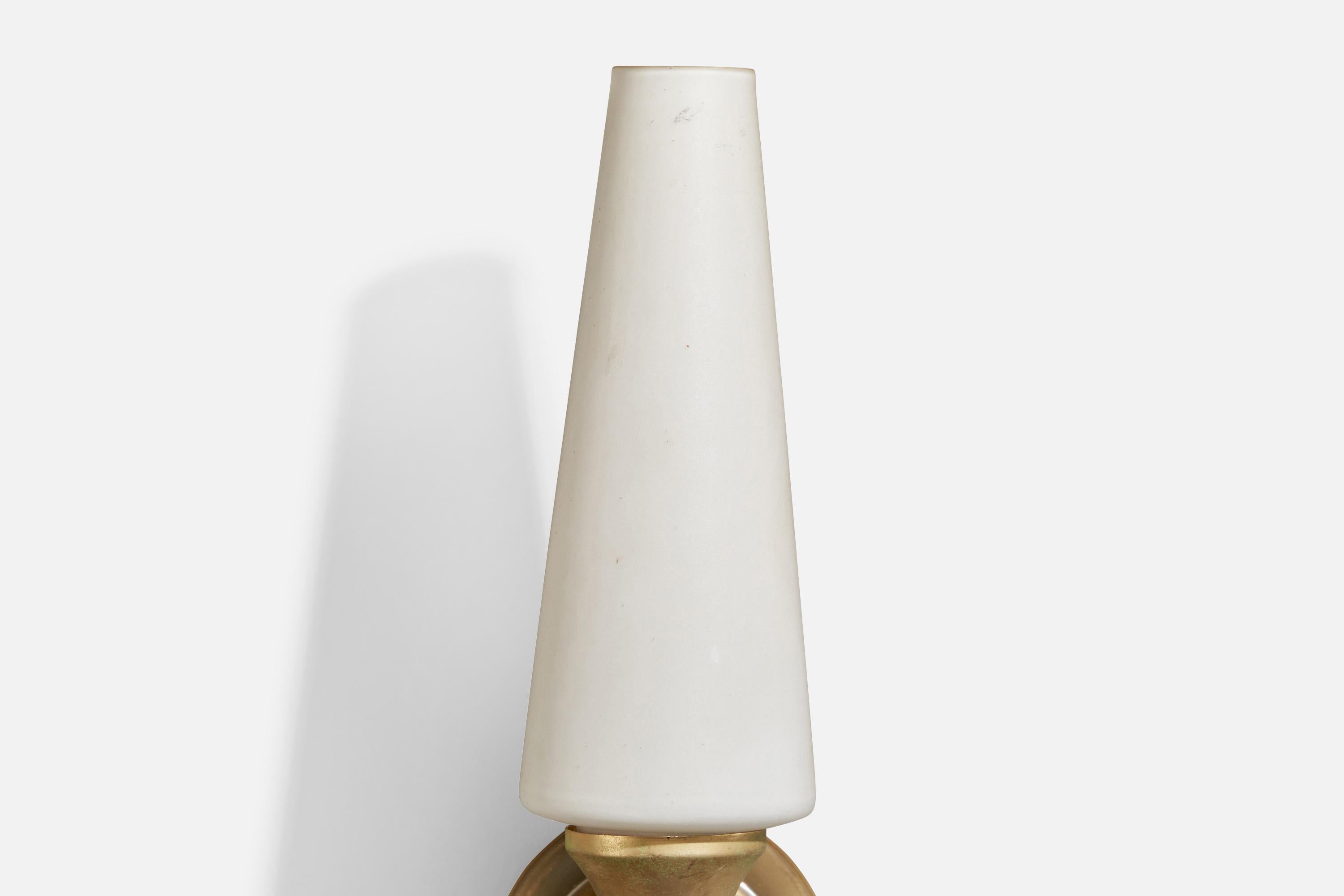 Designer italien, applique murale, laiton, verre, Italie, années 1950 en vente 3