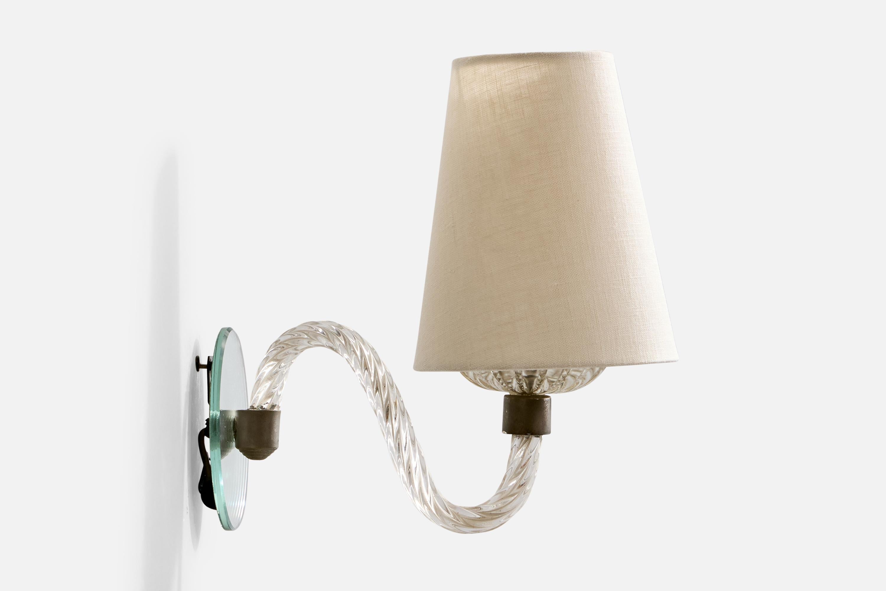 Italian Designer, Wall Light, Brass, Glass, Mirror, Italy, 1940s In condizioni buone in vendita a High Point, NC