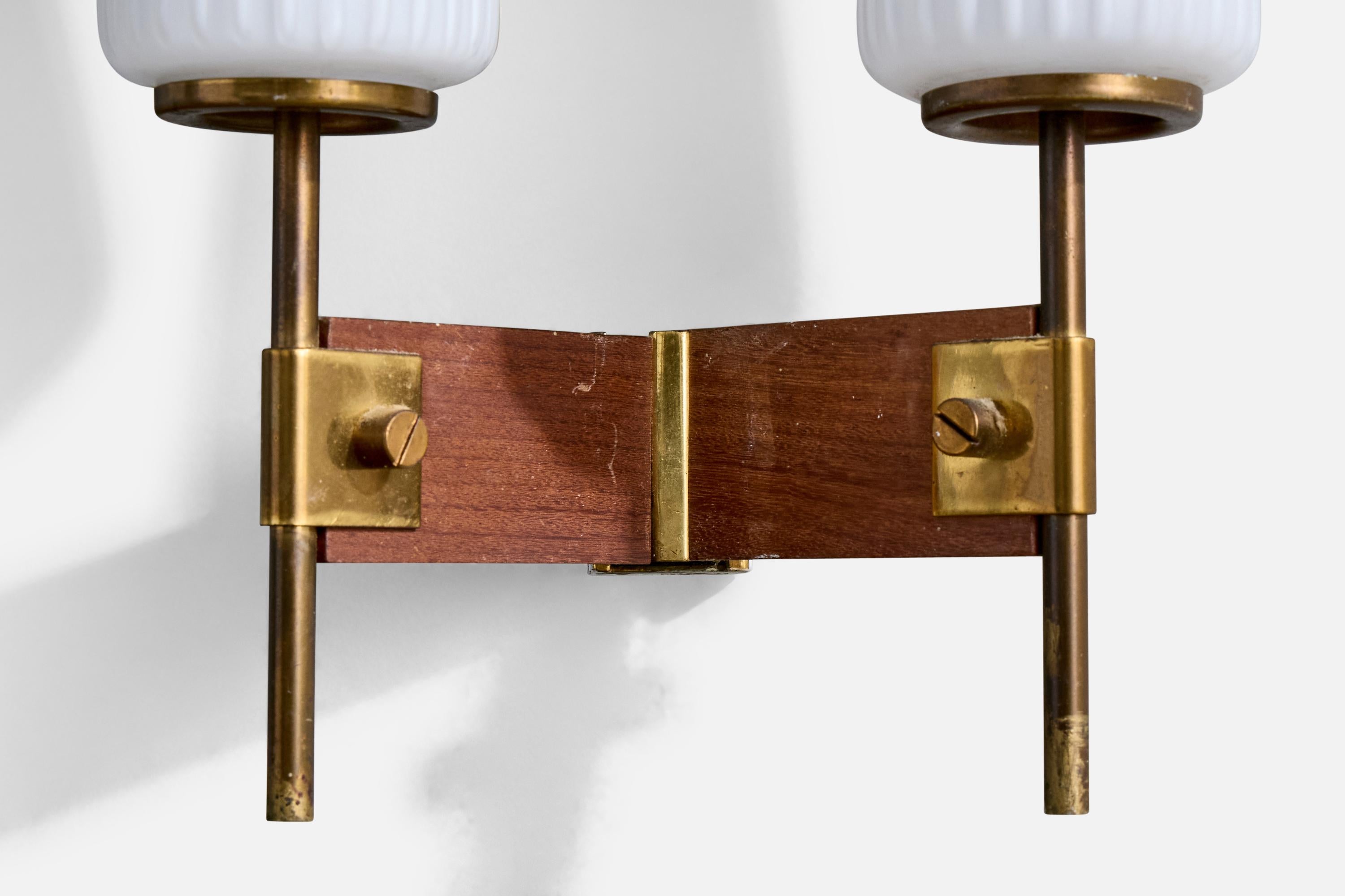 Mid-20th Century Italian Designer, Wall Light, Brass, Glass, Teak, Italy, 1950s For Sale