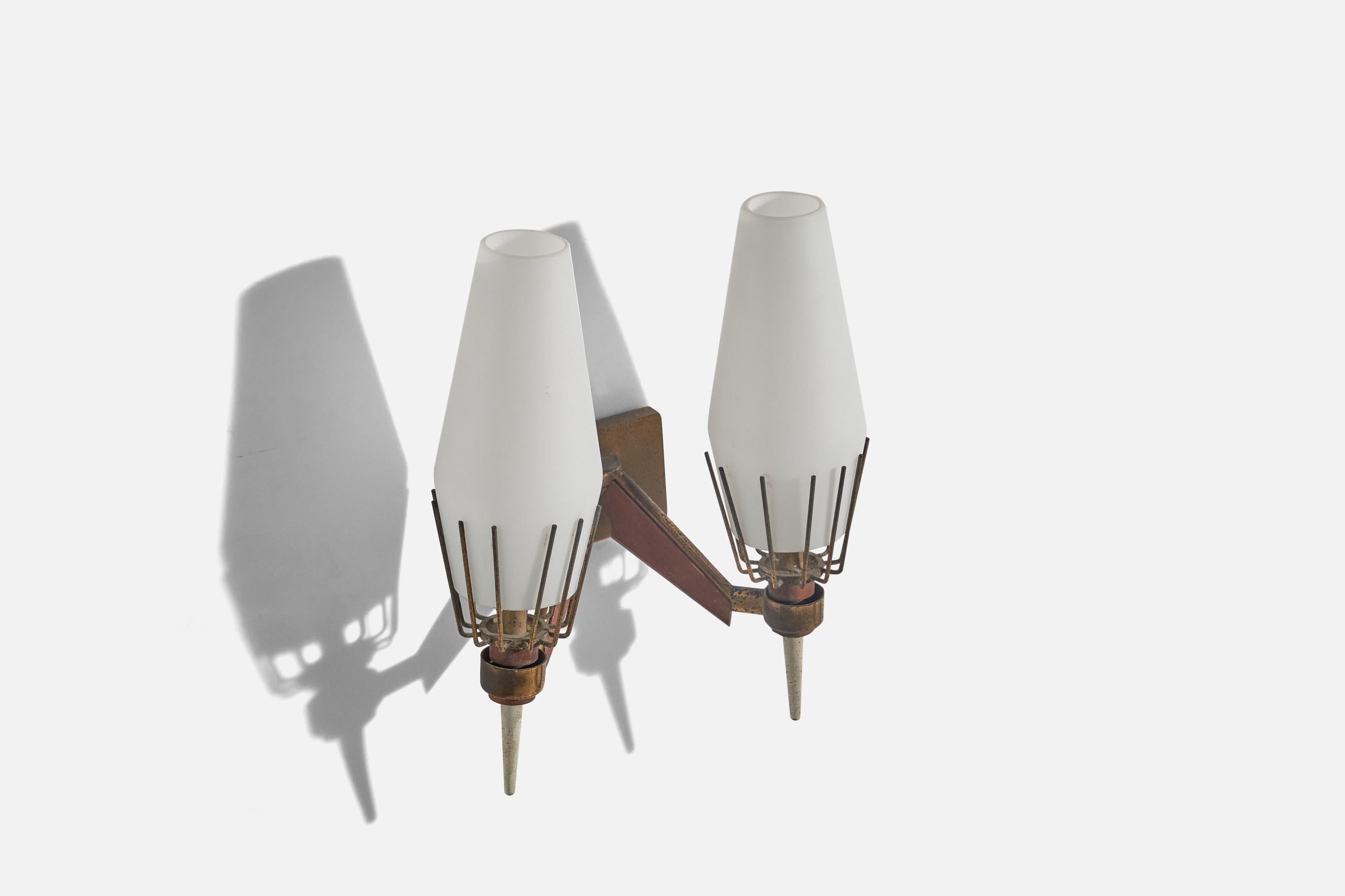 Design/One, Design-Light, laiton, verre, teck, Italie, années 1950 Bon état - En vente à High Point, NC