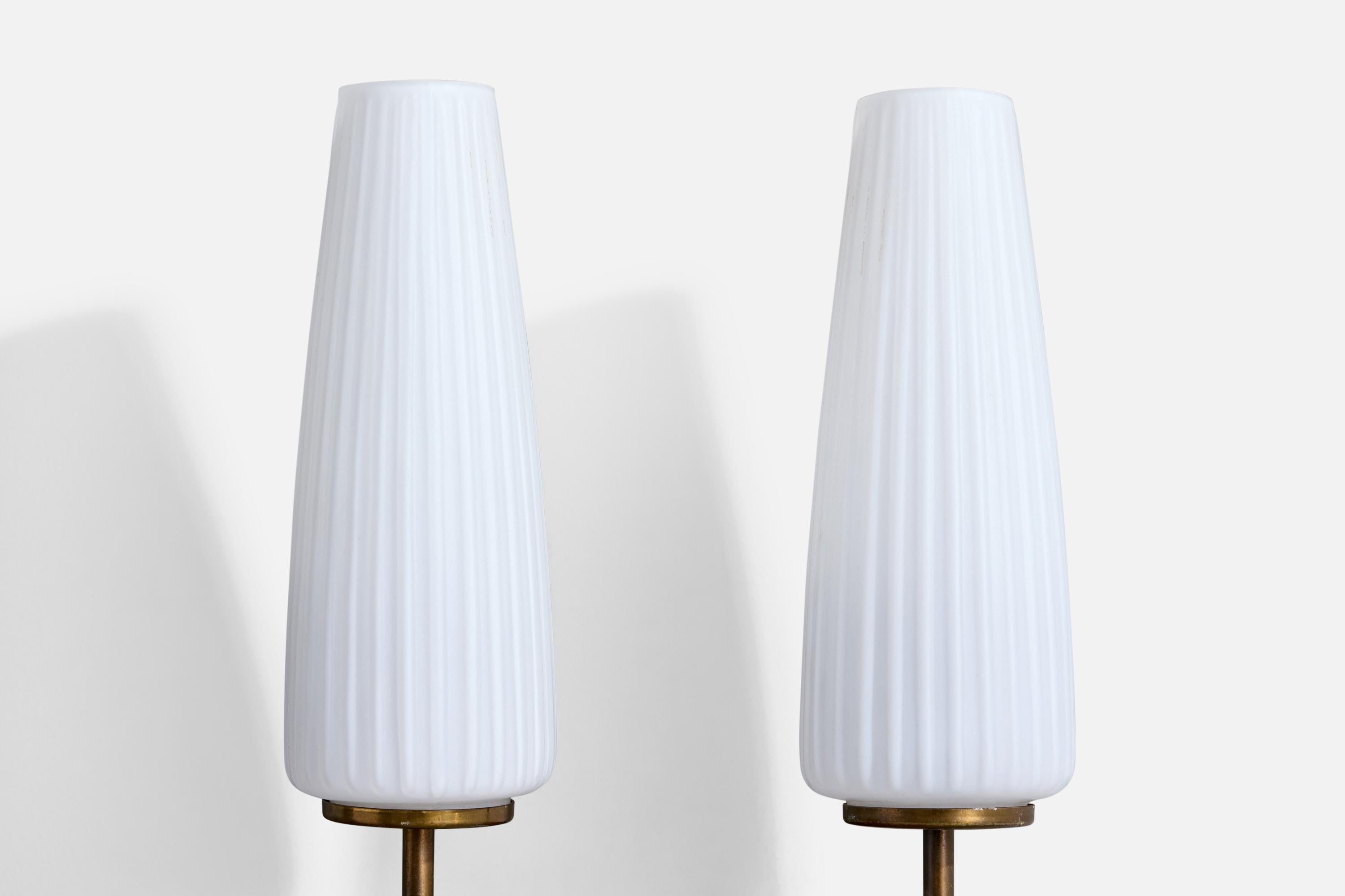 Italian Designer, Wall Light, Brass, Glass, Teak, Italy, 1950s For Sale 2