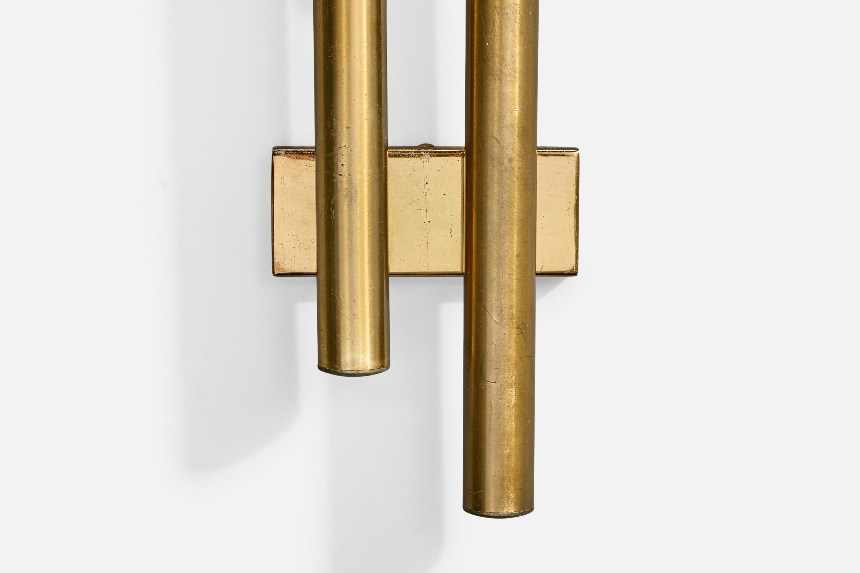 Mid-20th Century Italian Designer, Wall Light, Brass, Italy, 1960s For Sale