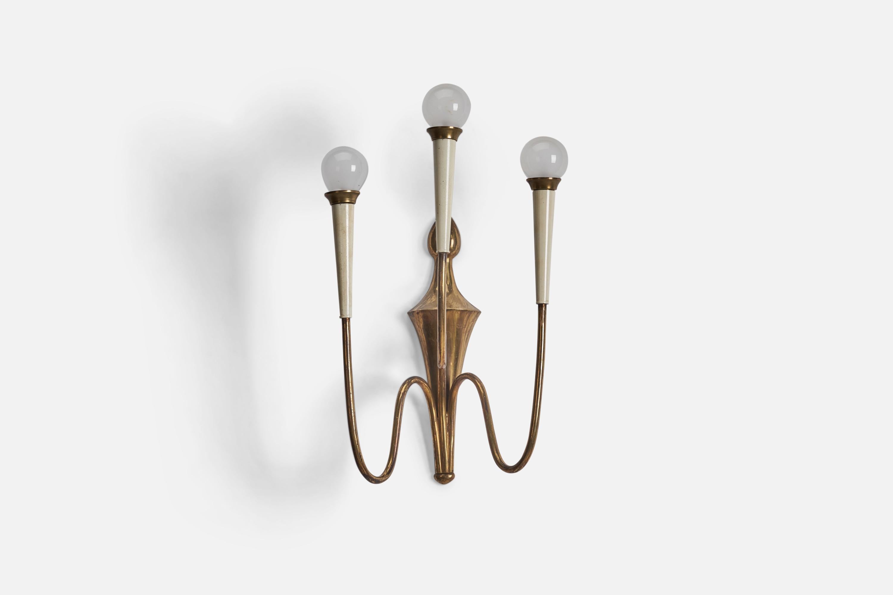 A brass and metal sconce designed and produced by an Italian Designer, Italy, 1930s.

Dimensions of Back Plate (inches) : 10.56 x 2.8 x 1.3 (Height x Width x Depth)

Sockets take E-14 bulbs.

There is no maximum wattage stated on the fixture.
