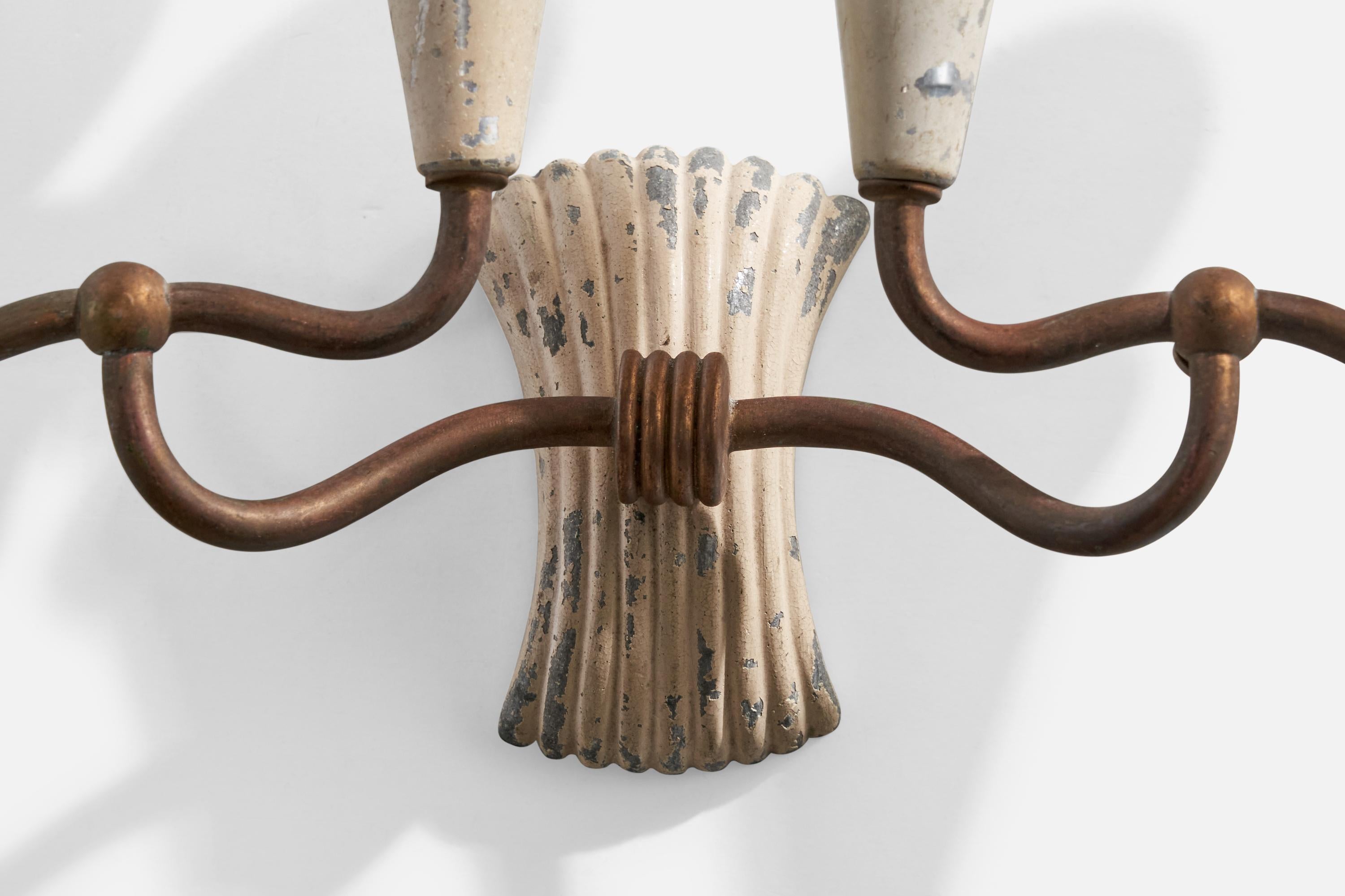 Italian Designer, Wall Light, Brass, Metal, Italy, 1930s For Sale 1