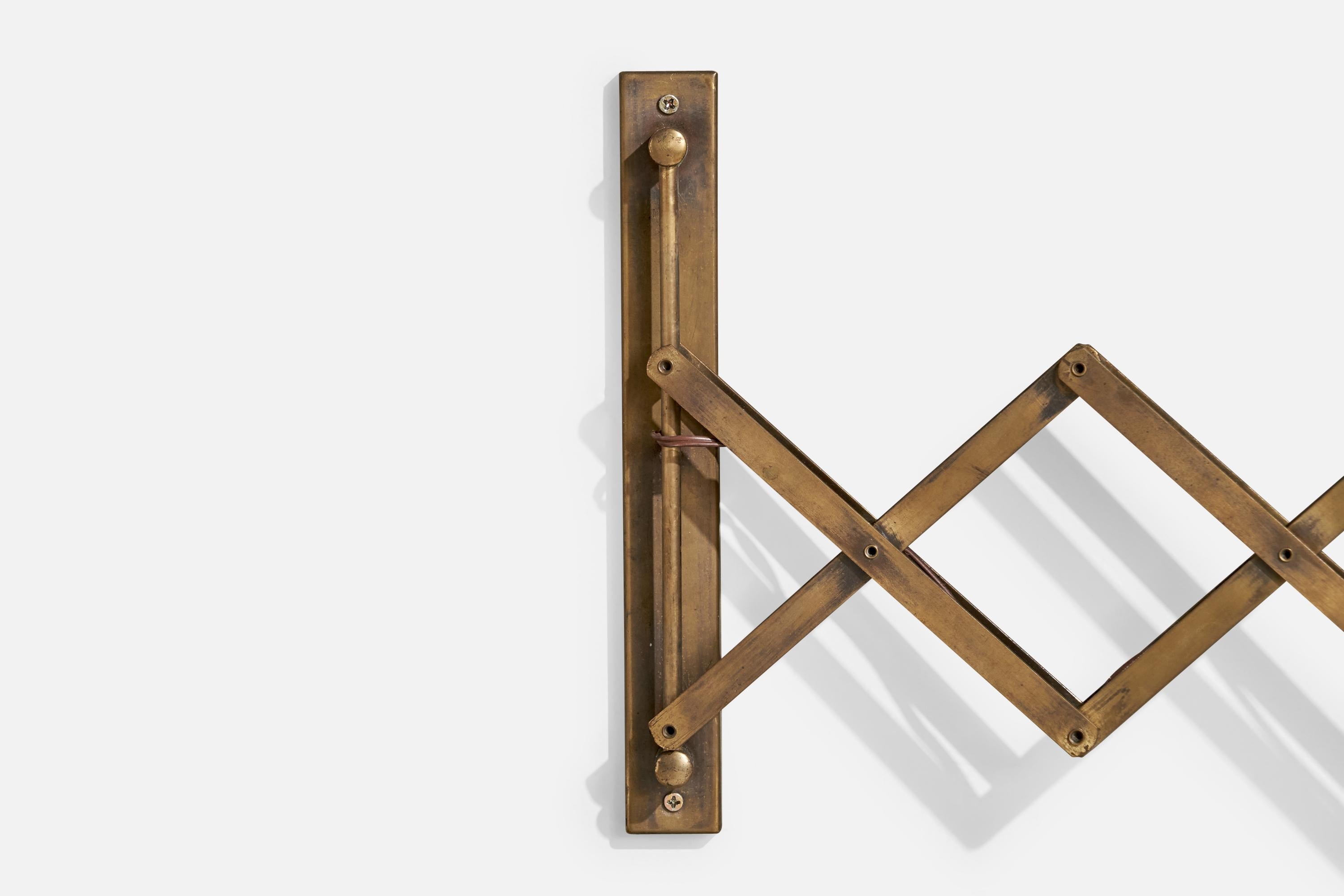 Italian Designer, Wall Light, Brass, Metal, Italy, 1940s 2