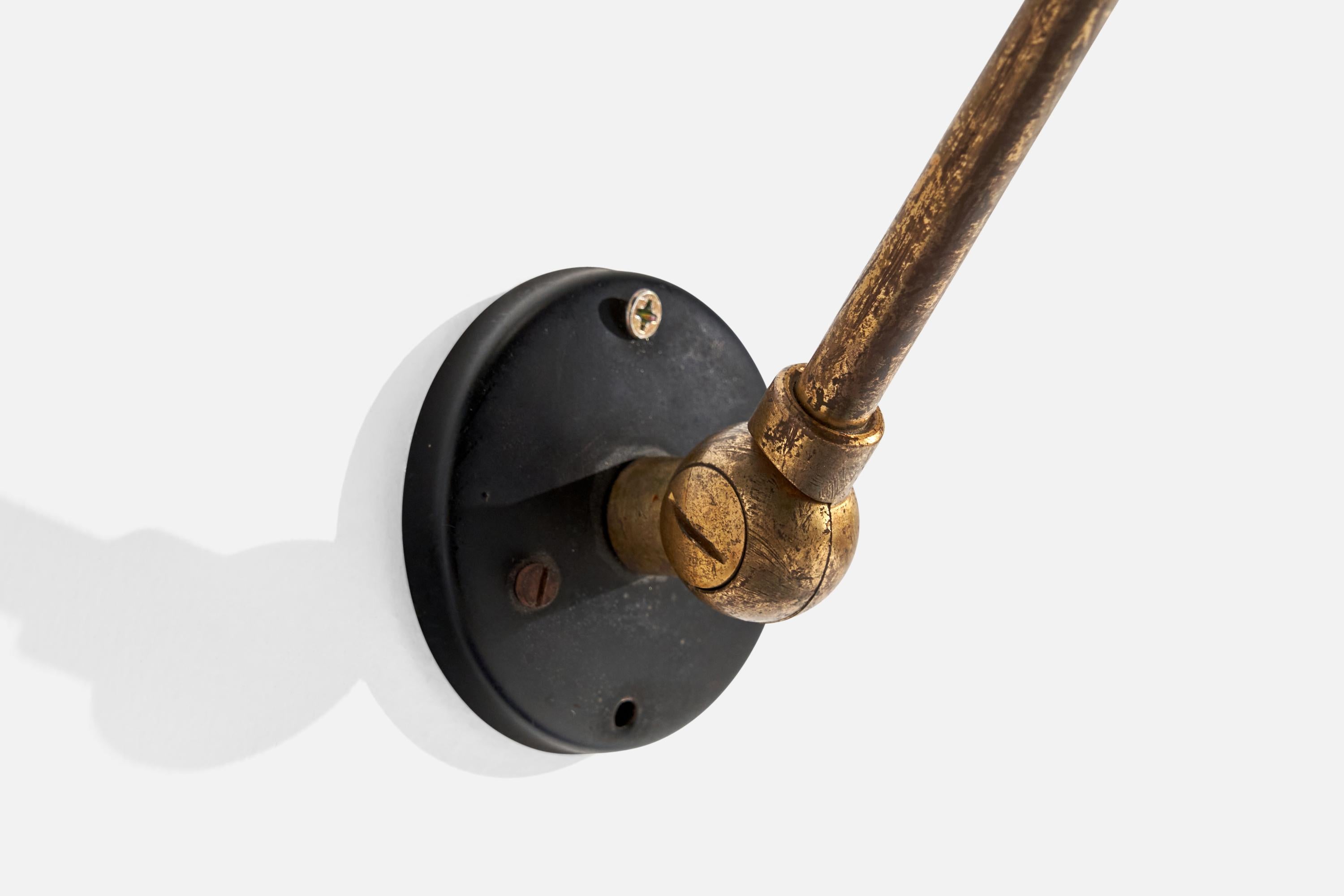 Italian Designer, Wall Light, Brass, Metal, Italy, 1950s For Sale 1