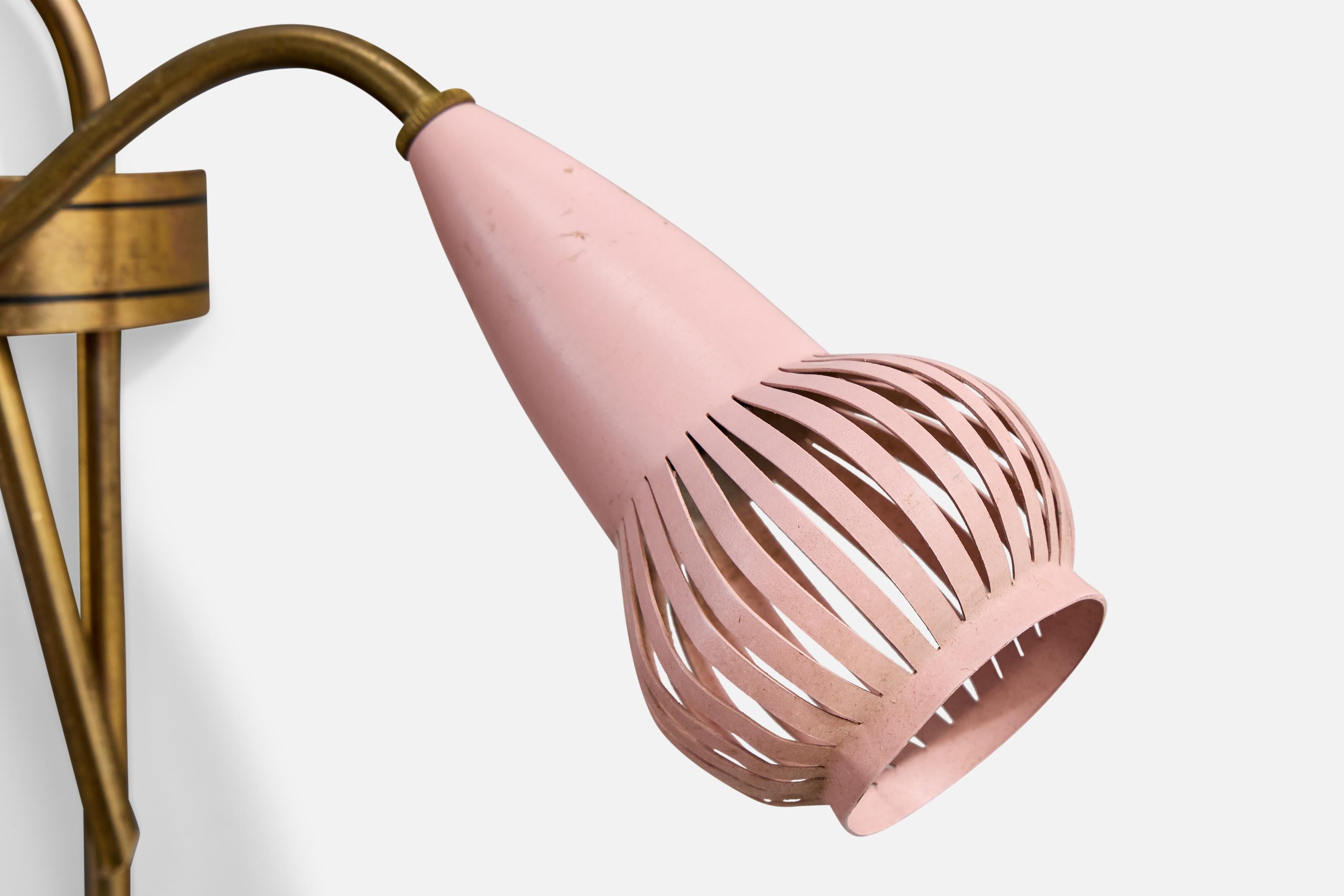 Italian Designer, Wall Light, Brass, Metal, Italy, 1950s For Sale 4