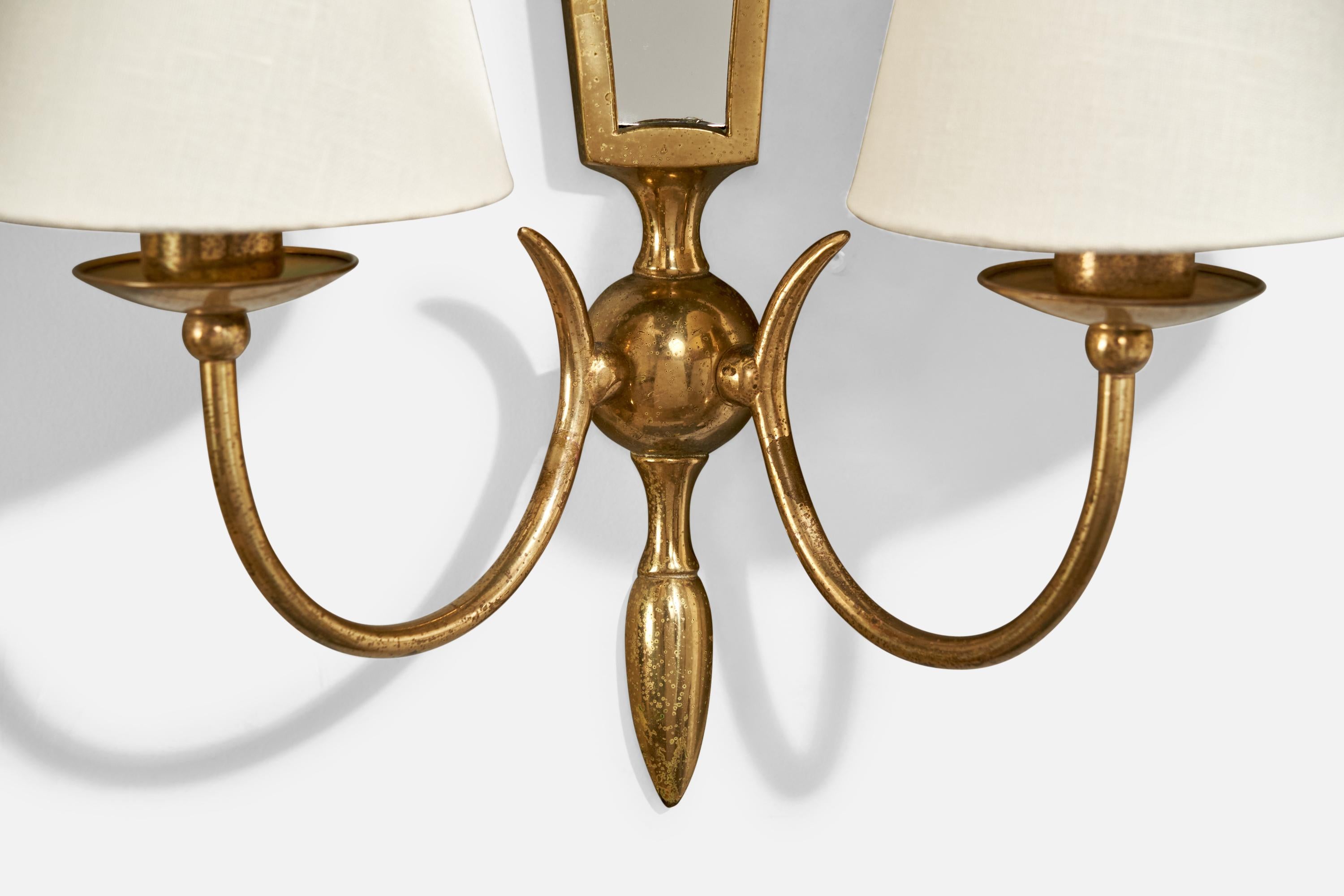 Metà XX secolo Designer italiano, applique, ottone, specchio, tessuto, Italia, anni '1930