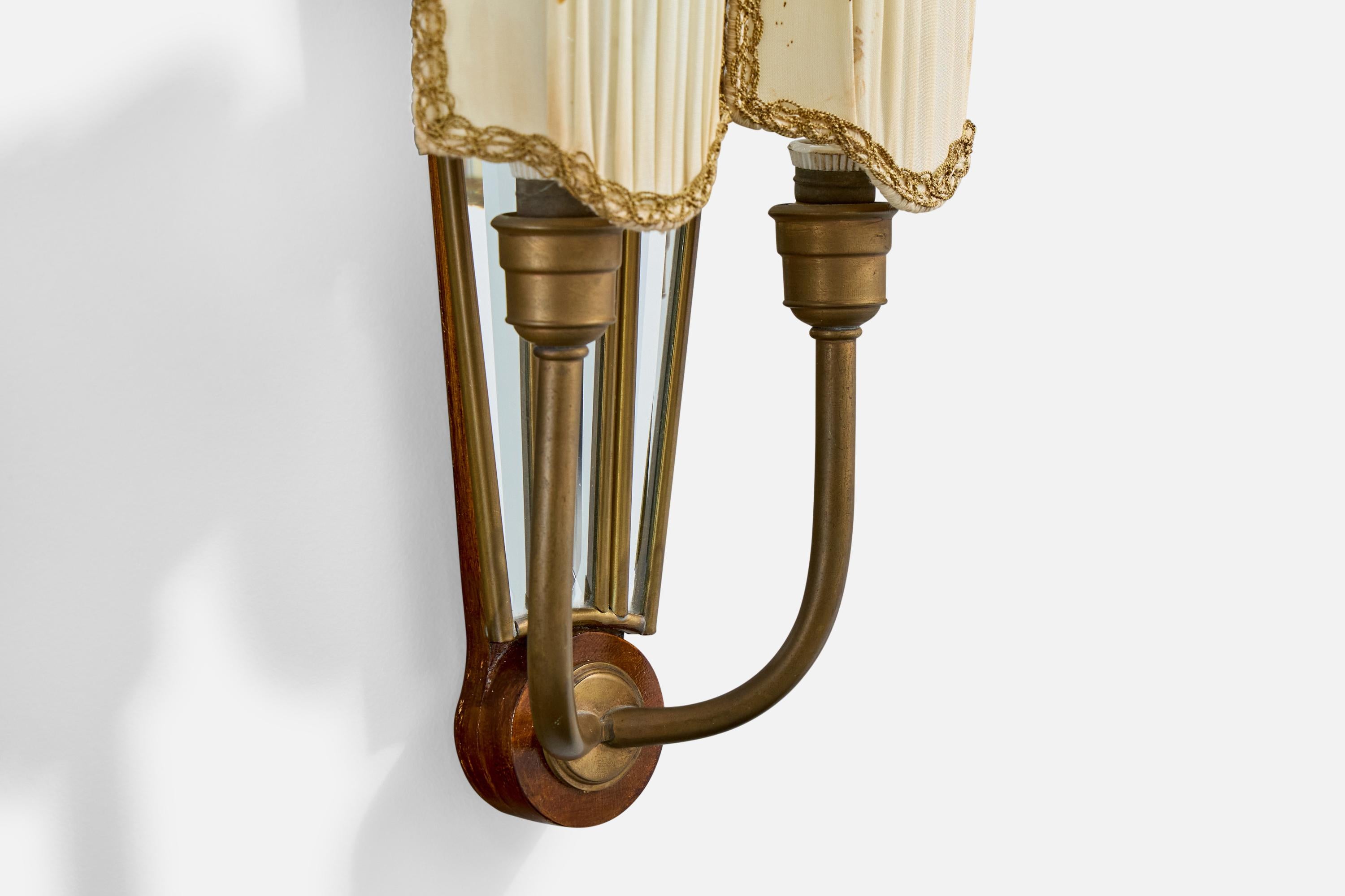 Italian Designer, Wall Light, Brass, Mirror, Fabric, Wood, Italy, 1940s For Sale 4