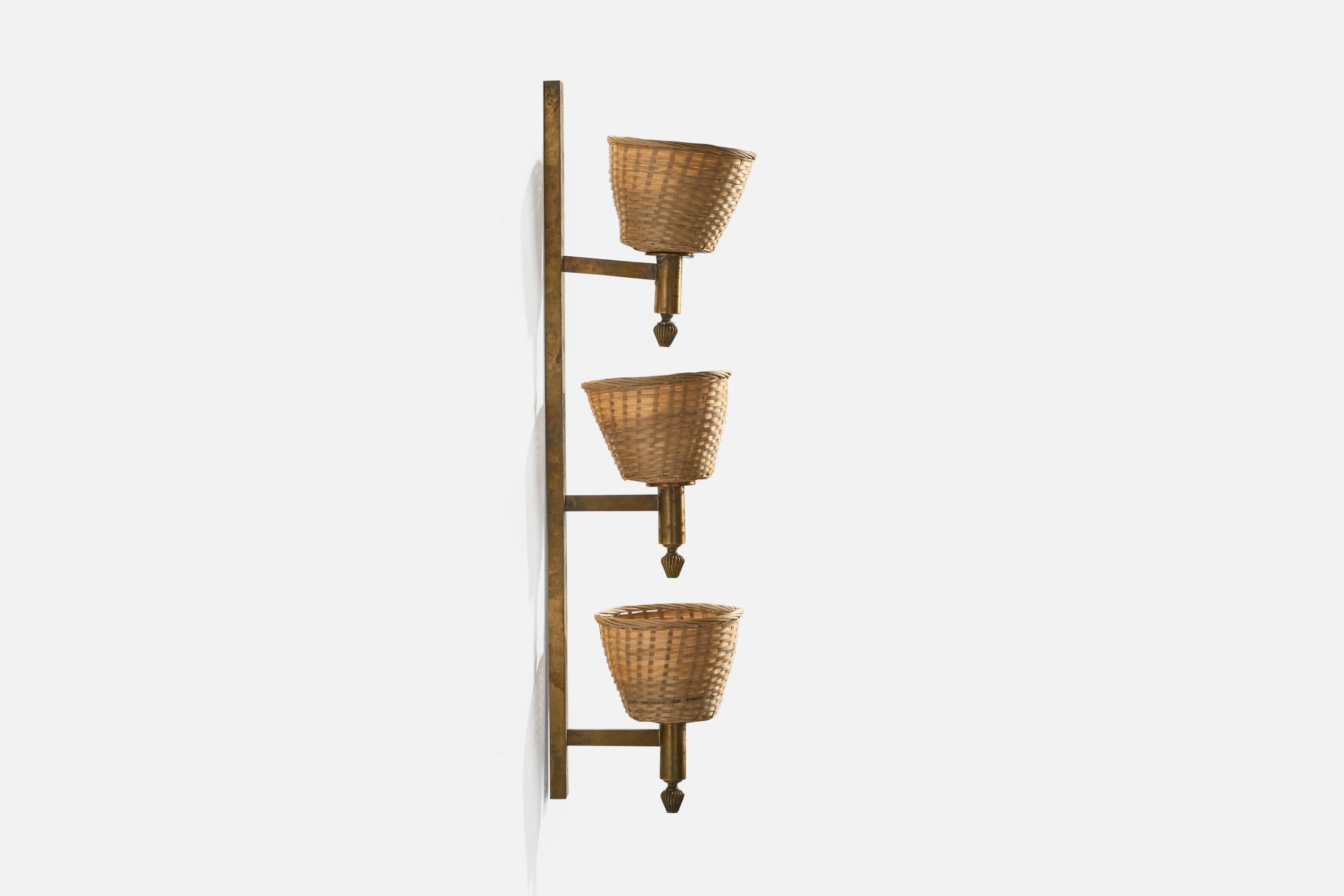 Mid-20th Century Italian Designer, Wall Light, Brass, Rattan, Italy, 1930s For Sale