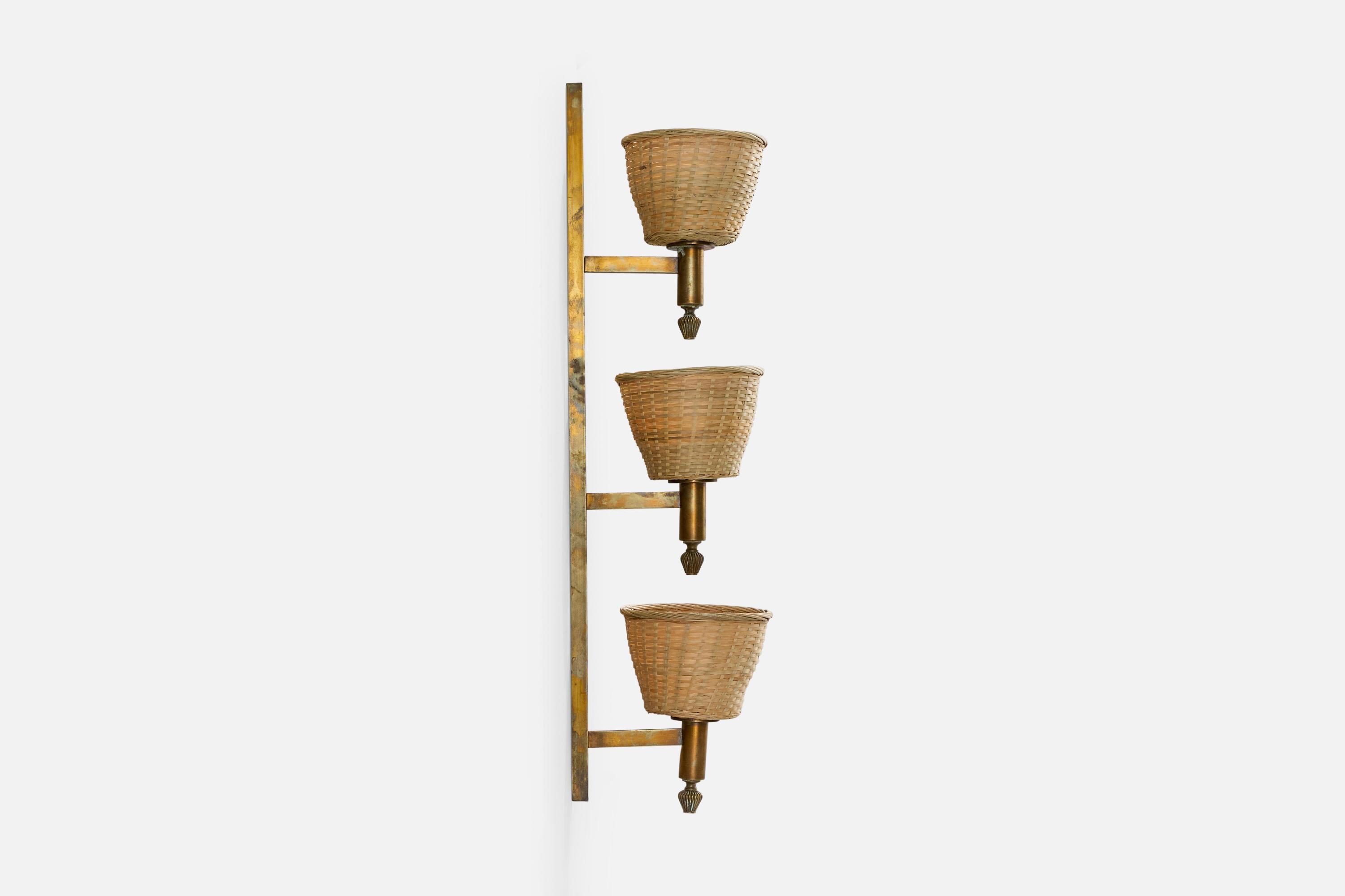 Mid-20th Century Italian Designer, Wall Light, Brass, Rattan, Italy, 1940s For Sale