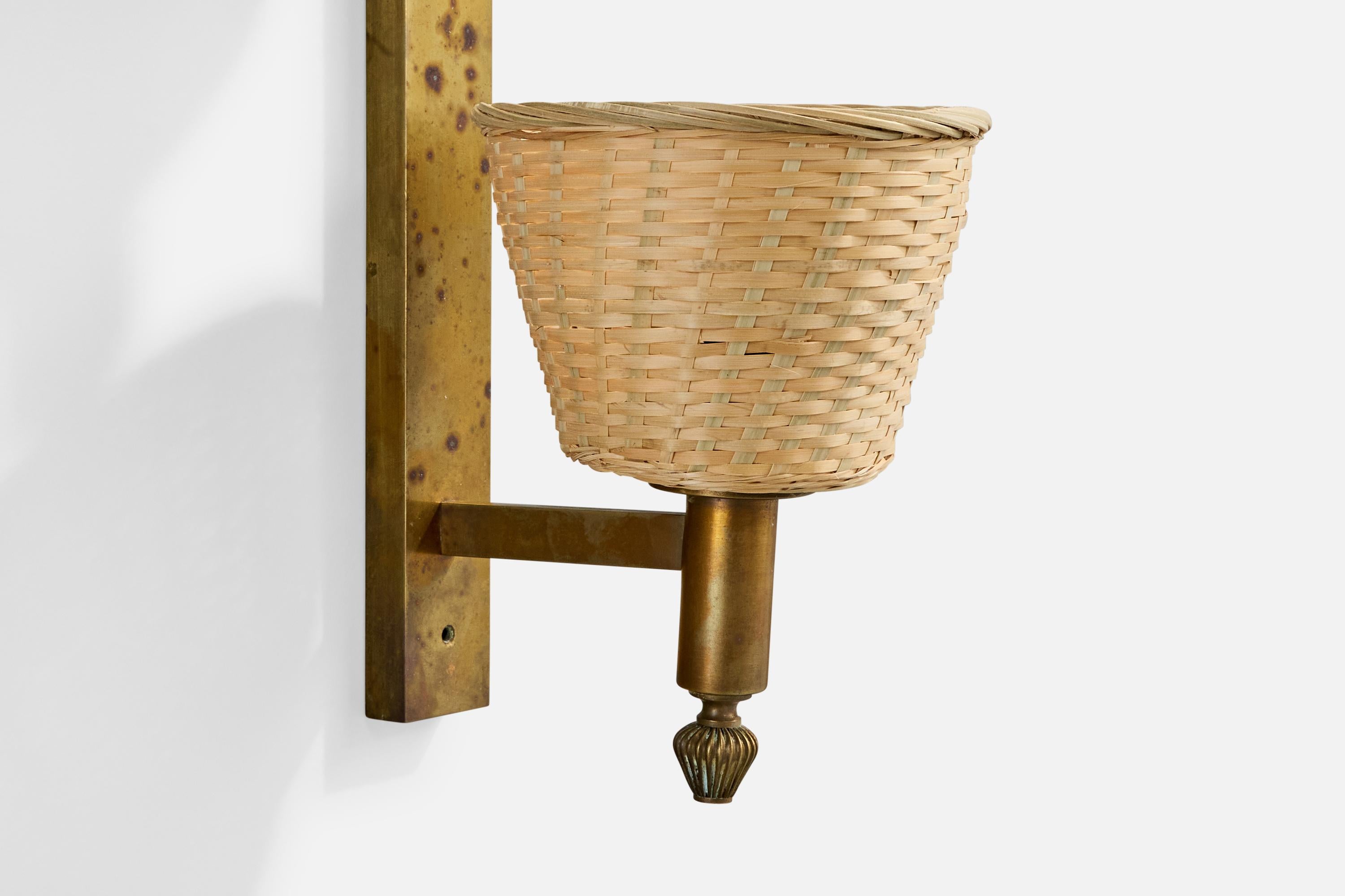 Italian Designer, Wall Light, Brass, Rattan, Italy, 1940s For Sale 3