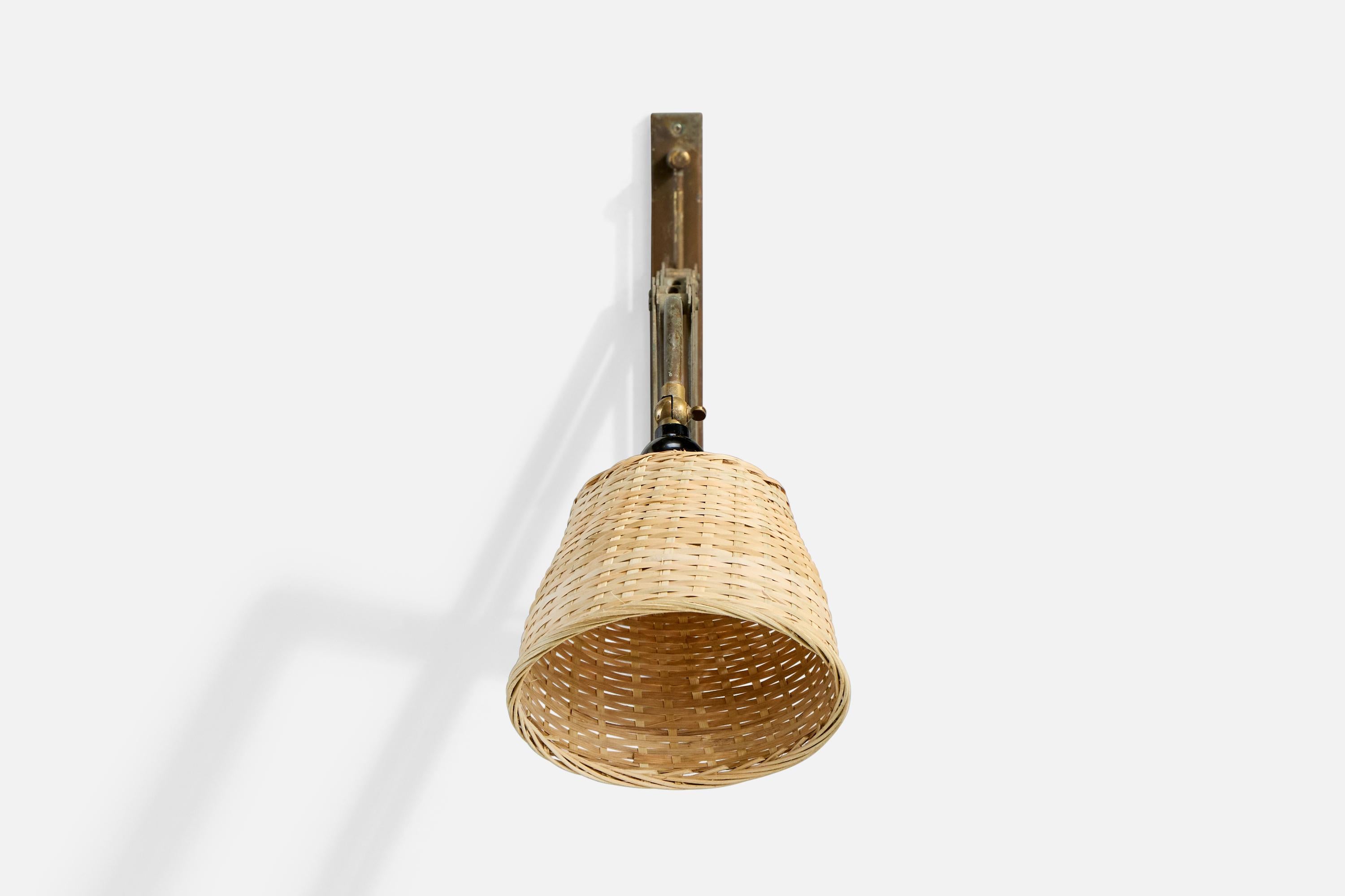 Mid-20th Century Italian Designer, Wall Light, Brass, Rattan, Wood, Italy, 1940s For Sale