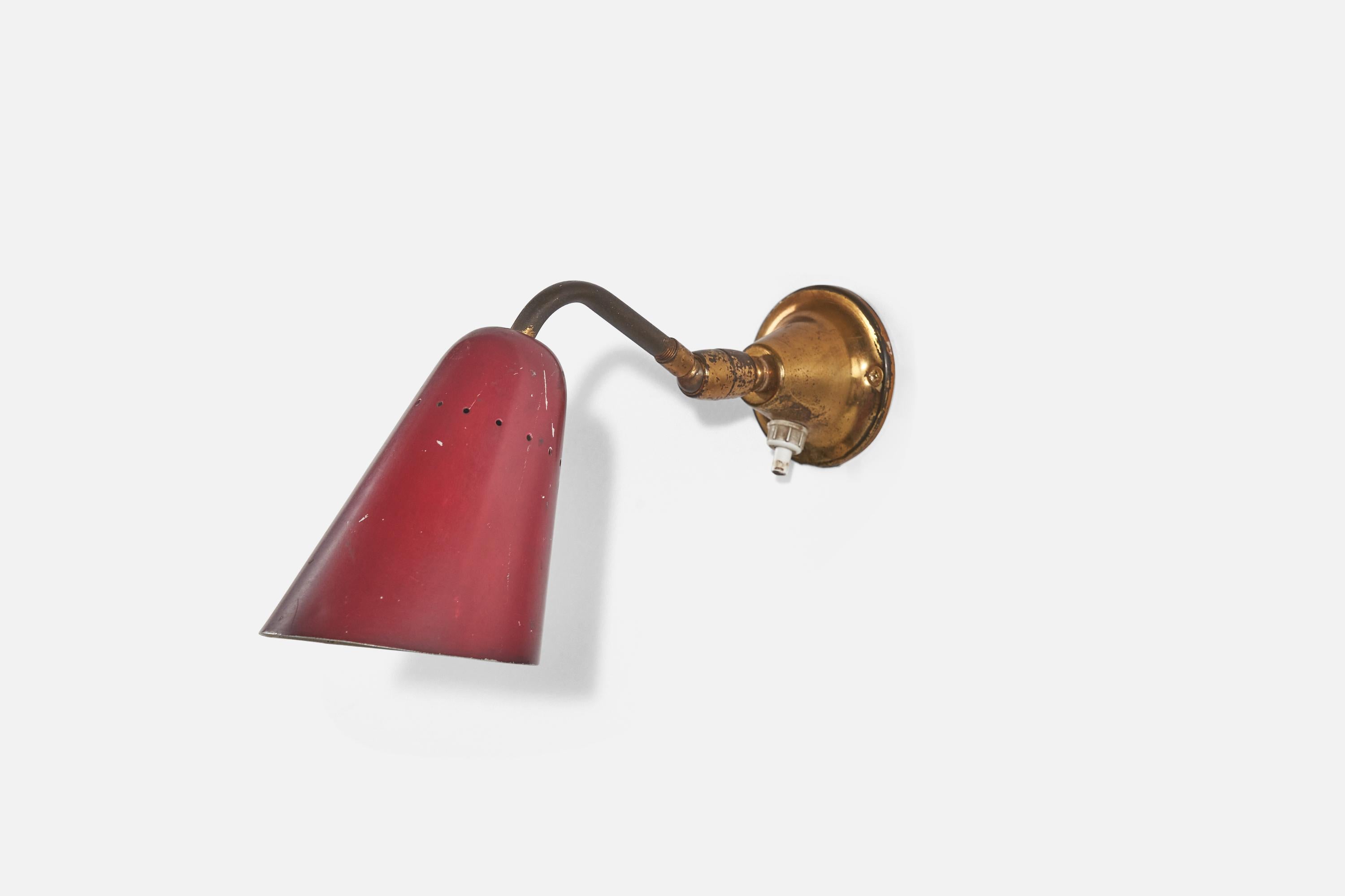 Italian Designer, Wall Light, Brass, Red Lacquered Metal, Italy, 1950s For Sale 1