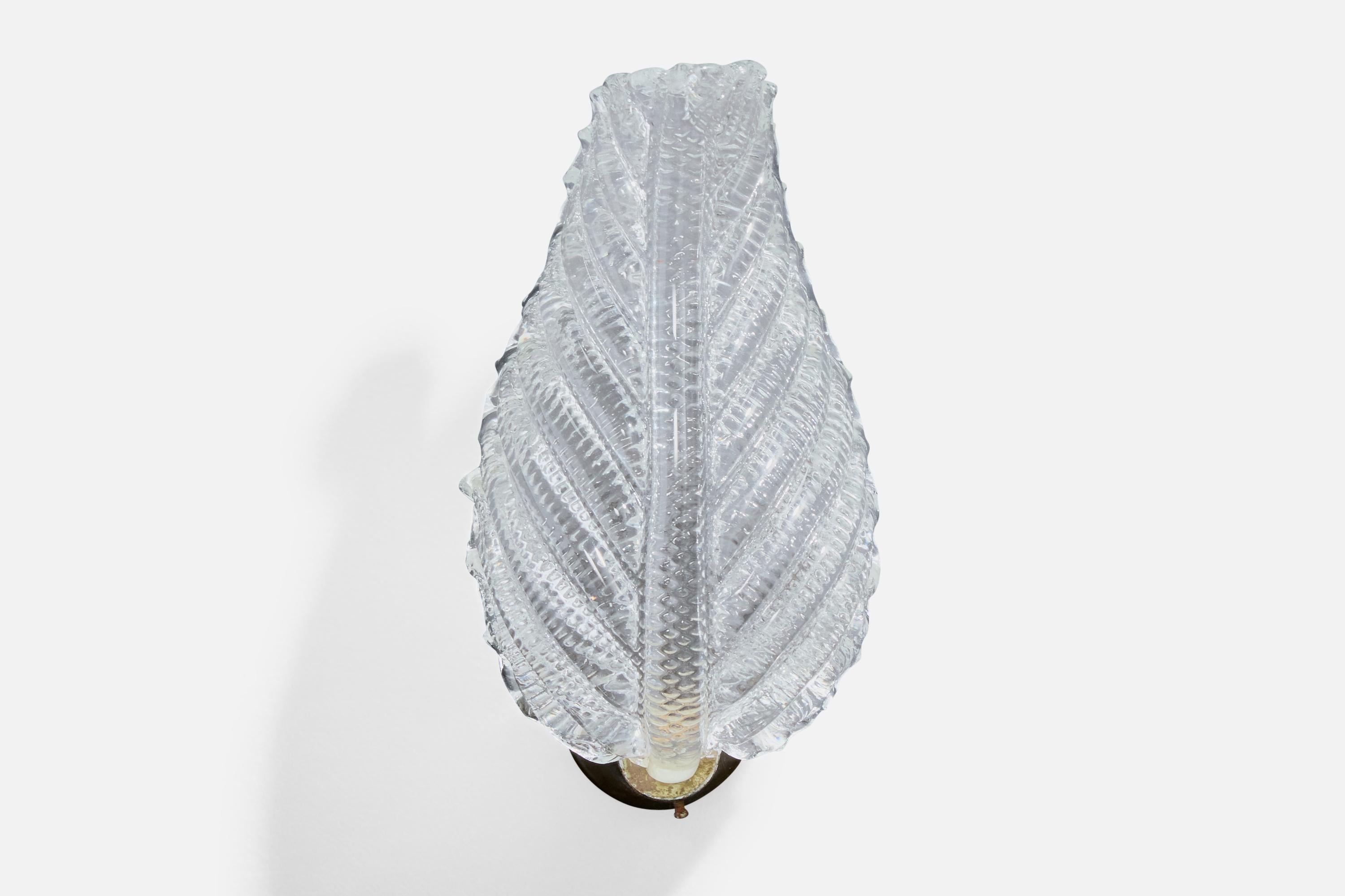 Diseñador italiano, Aplique, Vidrio, Latón, Italia, Década de 1940 Albano en venta