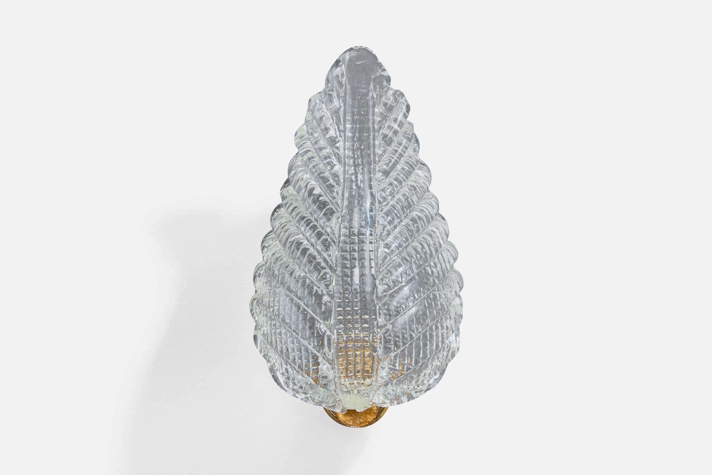 Mid-Century Modern Italian Designer, Wall Light, Glass, Brass, Italy, 1940s For Sale