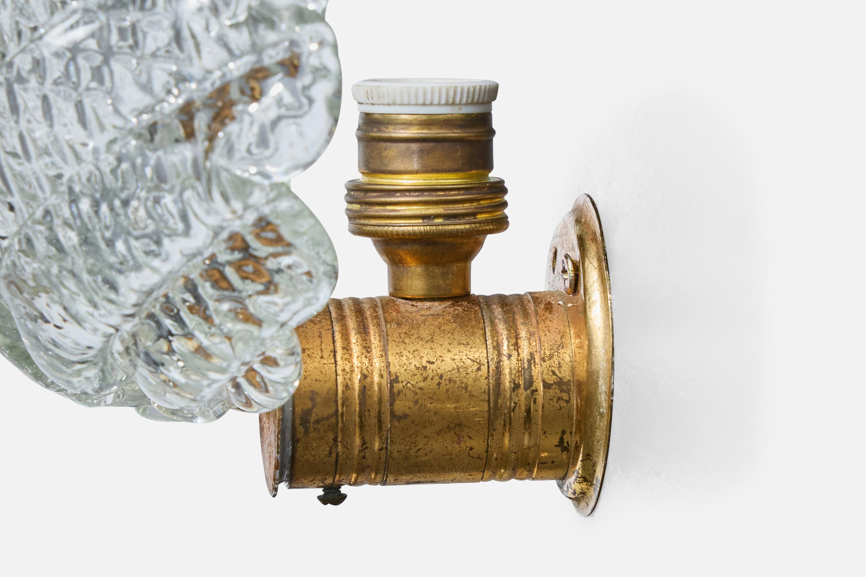 Mid-20th Century Italian Designer, Wall Light, Glass, Brass, Italy, 1940s For Sale