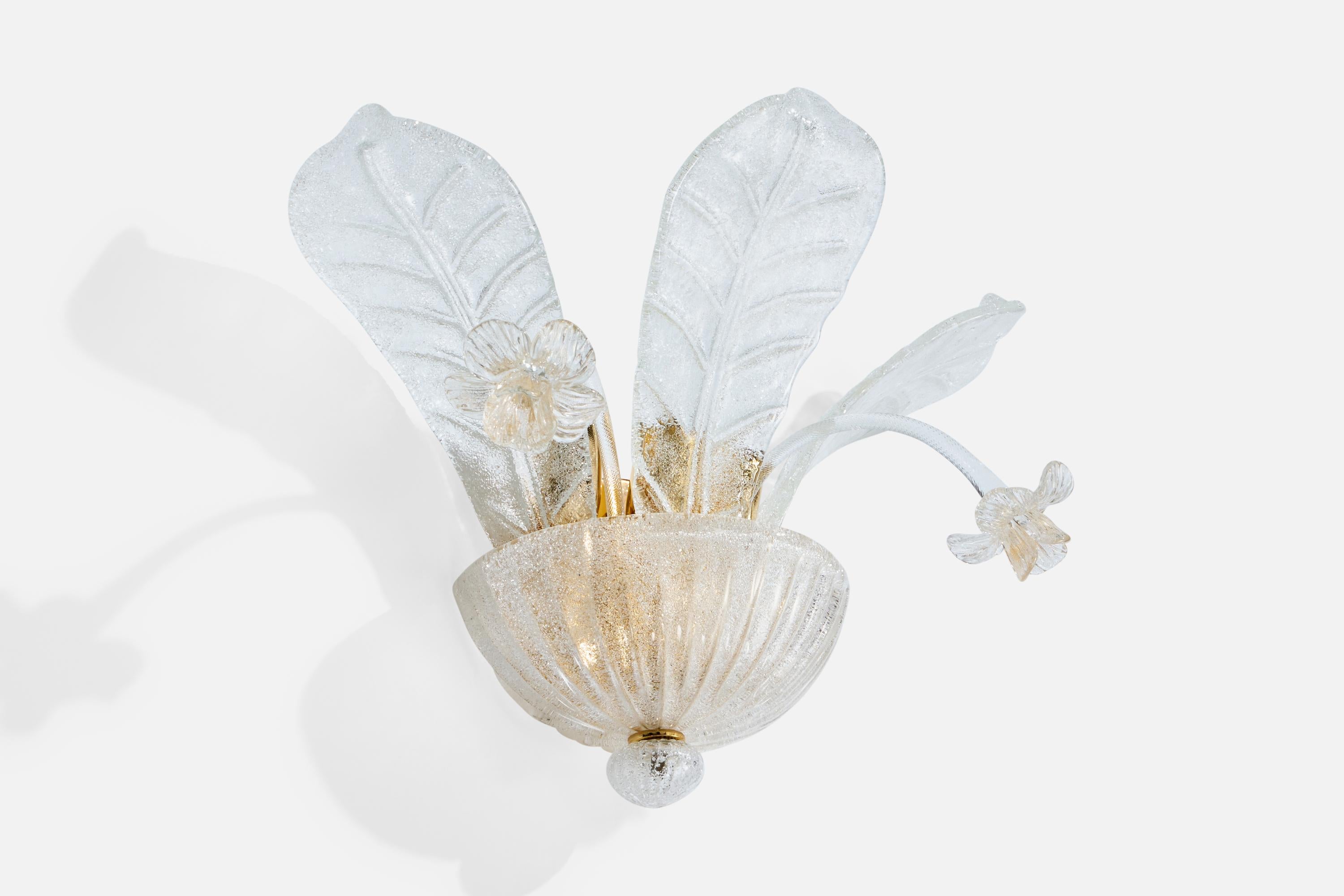 Italienischer Designer, Wandleuchte, Glas, Messing, Italien, 1990er Jahre (Moderne der Mitte des Jahrhunderts) im Angebot