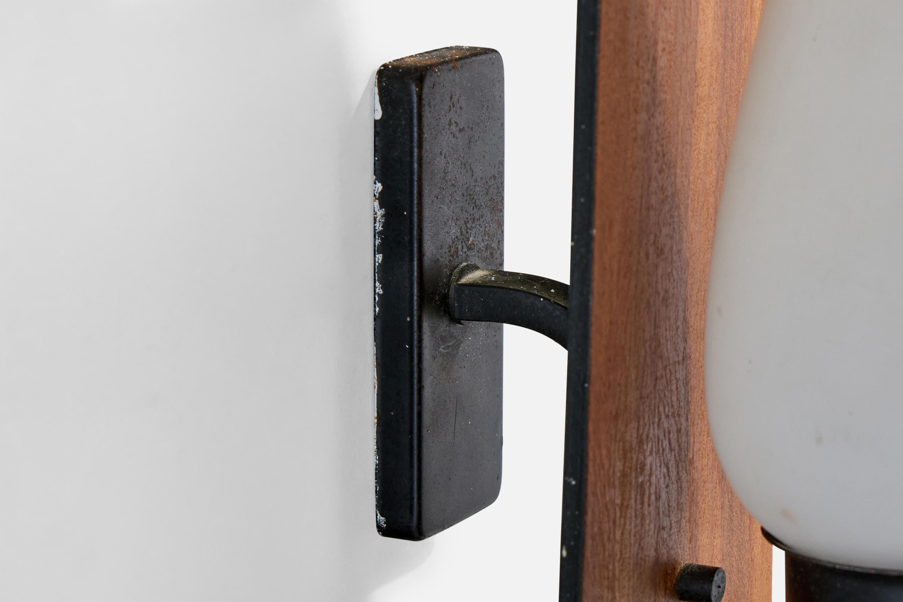 Mid-20th Century Italian Designer, Wall Light, Metal, Brass, Teak, Glass, Italy, 1950s For Sale