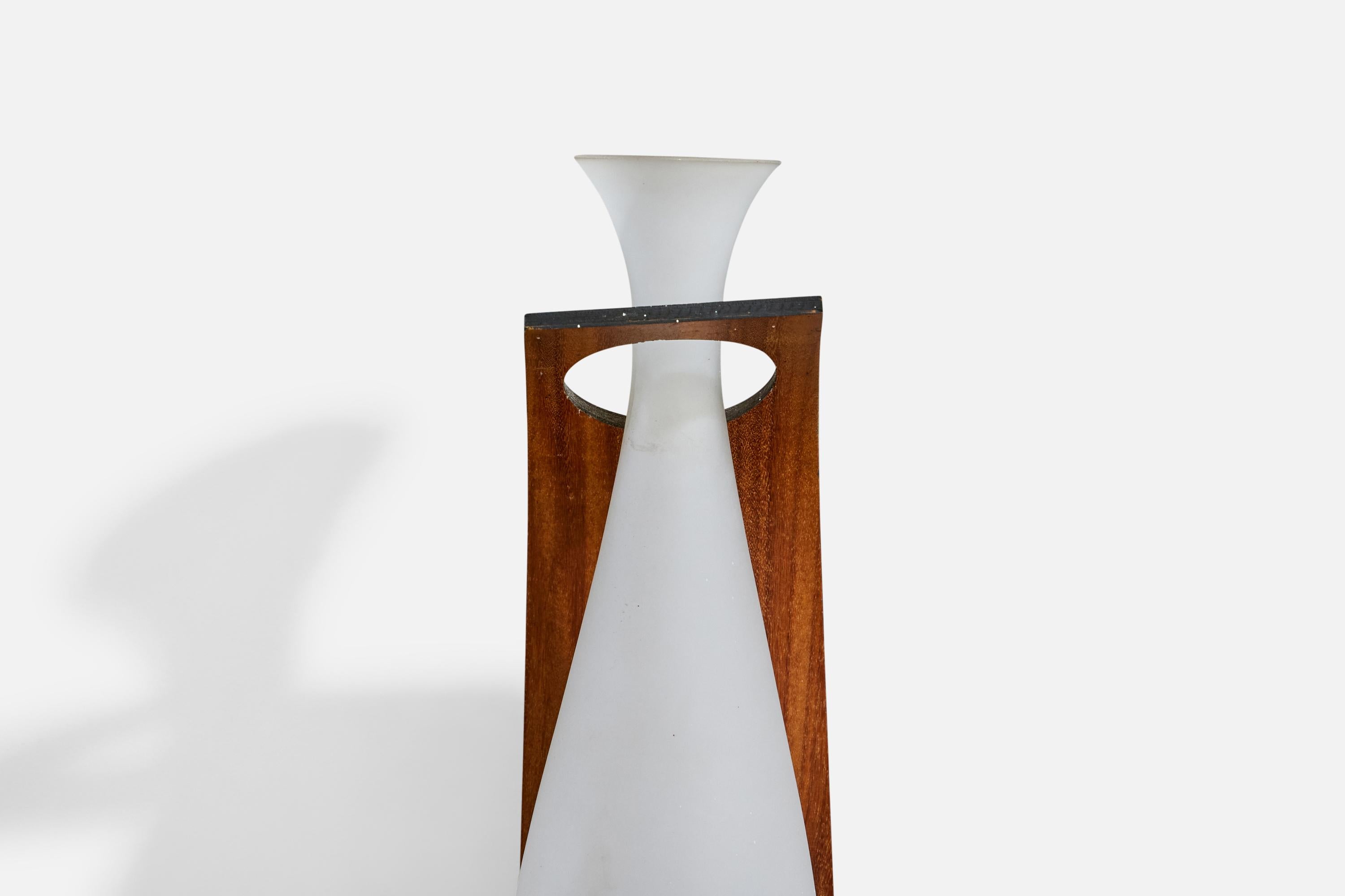 Italian Designer, Wall Light, Metal, Brass, Teak, Glass, Italy, 1950s For Sale 4