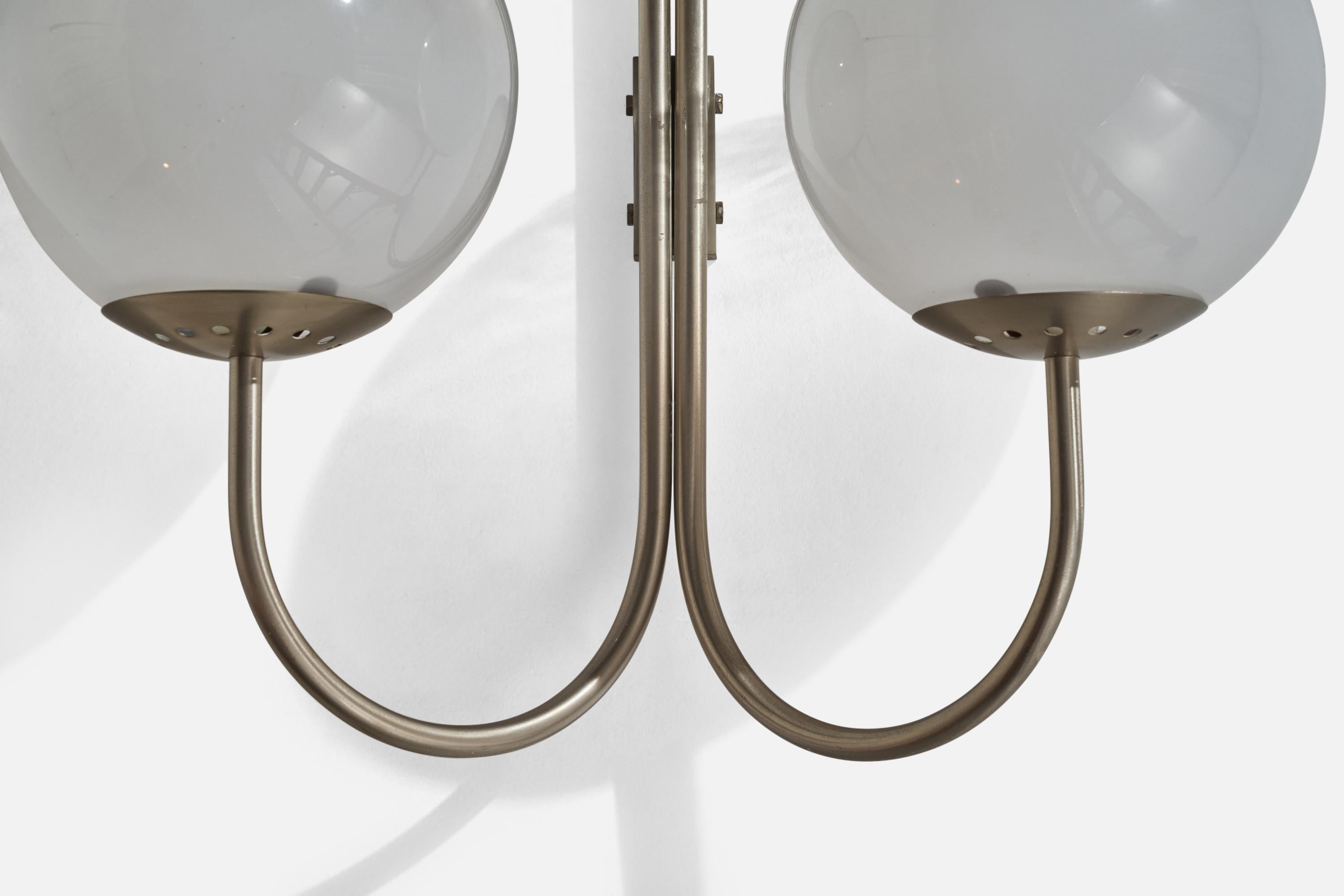 Italian Designer, Wall Light, Nickel-plated Brass, Glass, Italy, 1960s For Sale 1