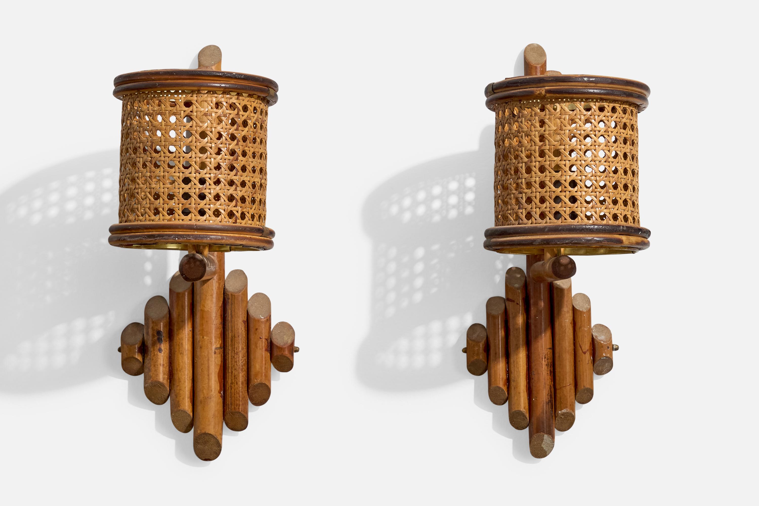 Italian Designer, Wall Lights, Bamboo, Cane, Italy, 1960s In Good Condition For Sale In High Point, NC