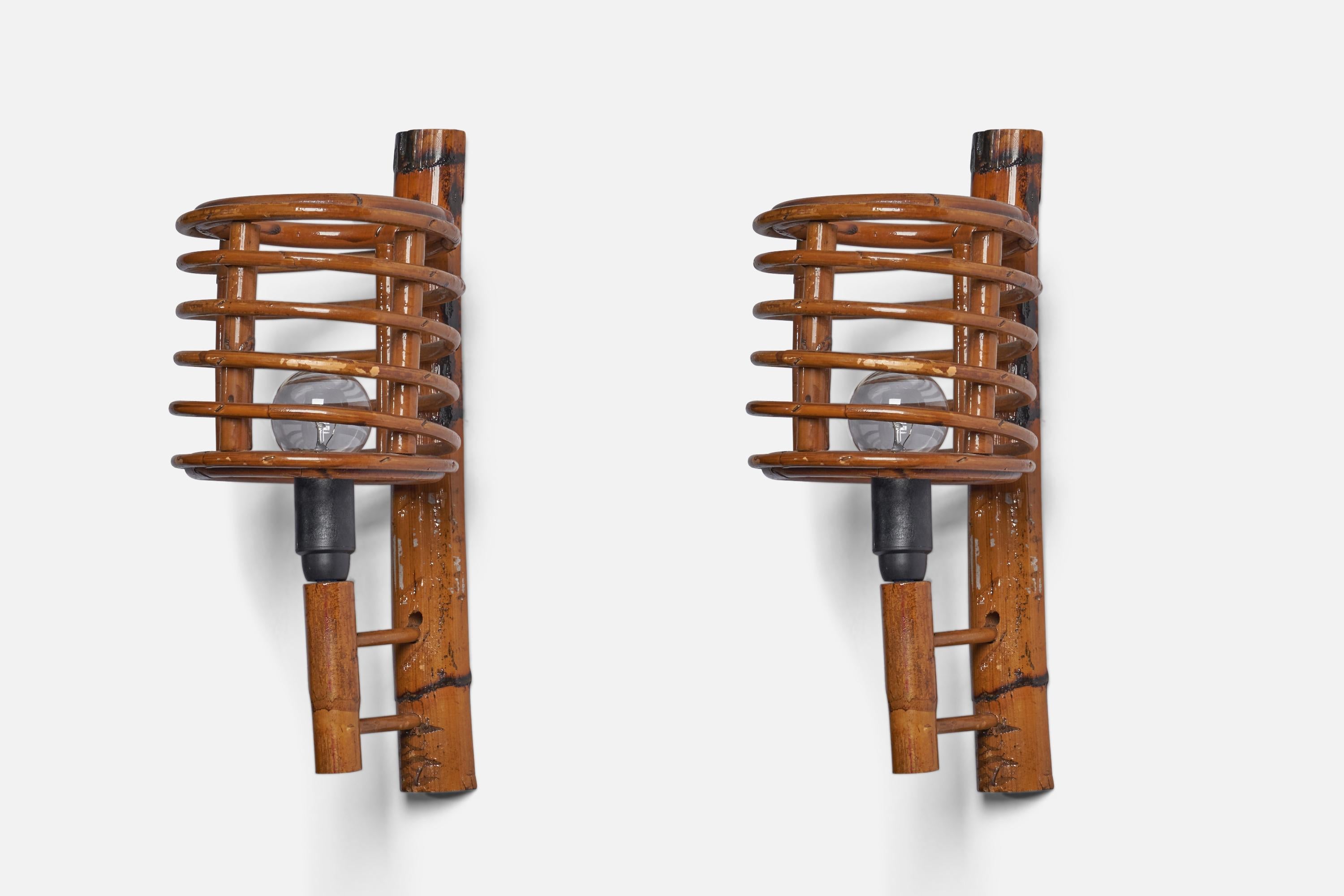 Italian Designer, Wall Lights, Bamboo, Rattan, Italy, 1970s In Good Condition For Sale In High Point, NC