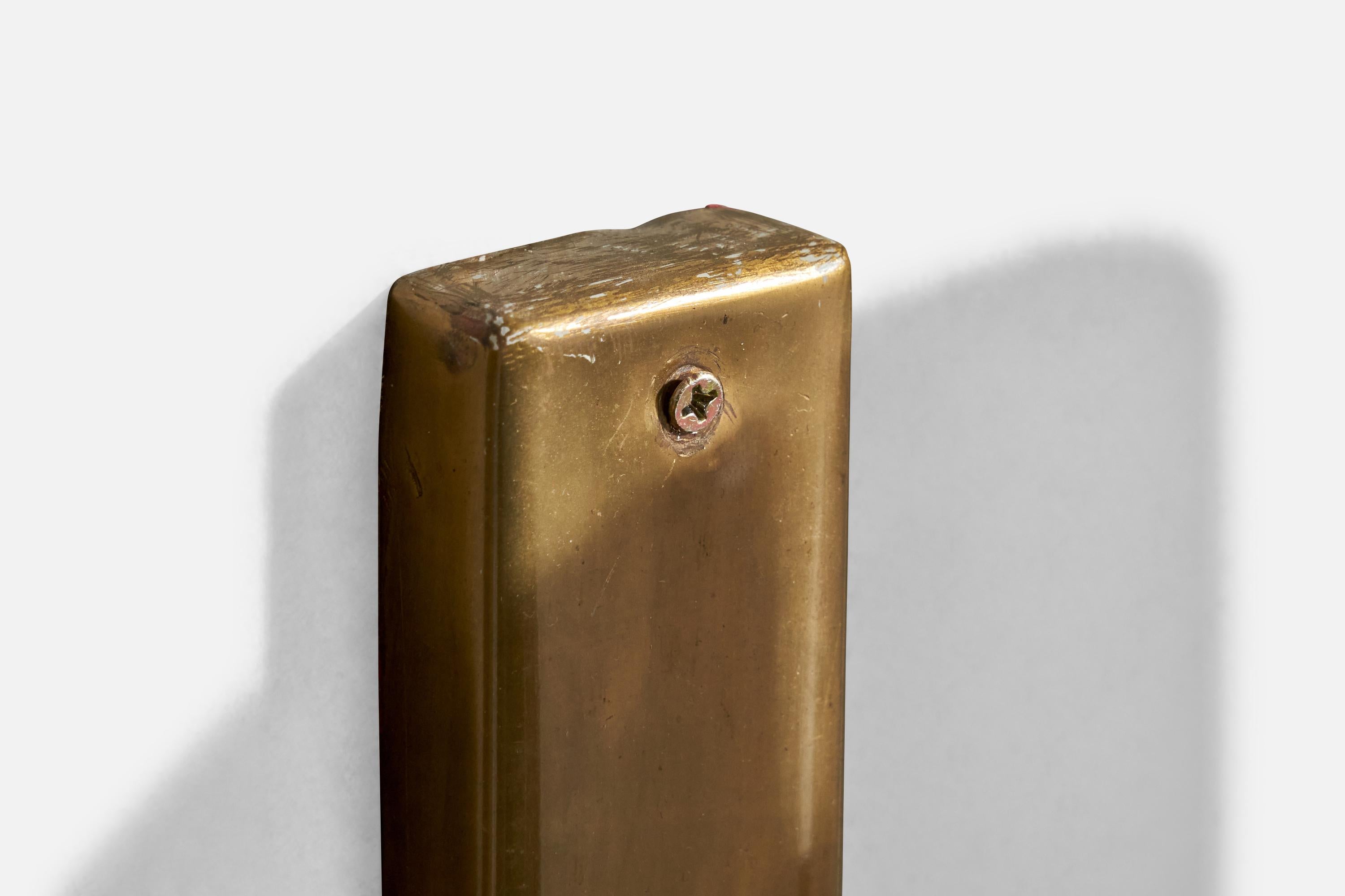 Italian Designer, Wall Lights, Brass, Acrylic, Italy, 1960s For Sale 1