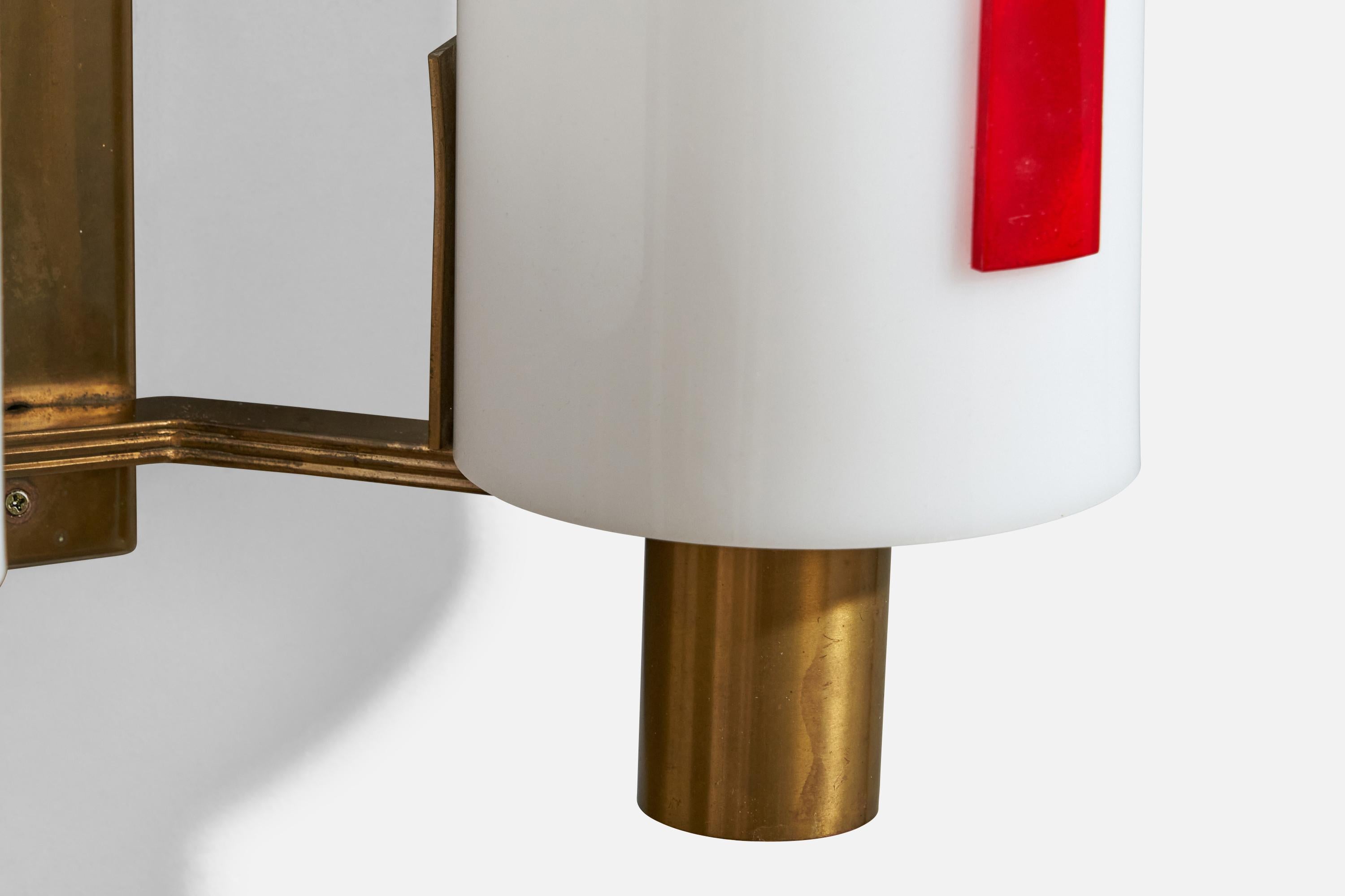 Italian Designer, Wall Lights, Brass, Acrylic, Italy, 1960s For Sale 2