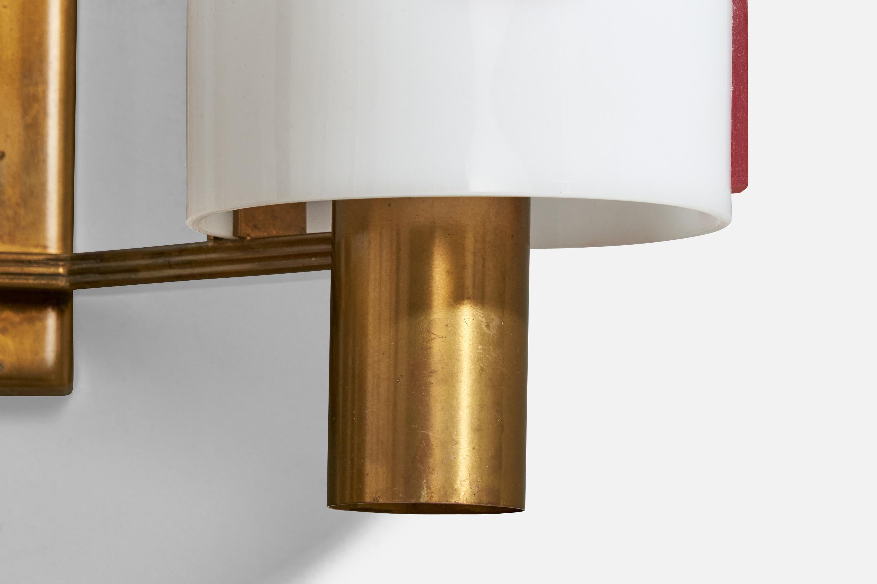 Italian Designer, Wall Lights, Brass, Acrylic, Italy, 1960s For Sale 3